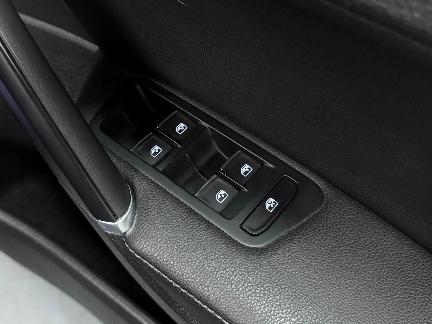 Used Volkswagen Golf for sale - 76457628: Photo 16