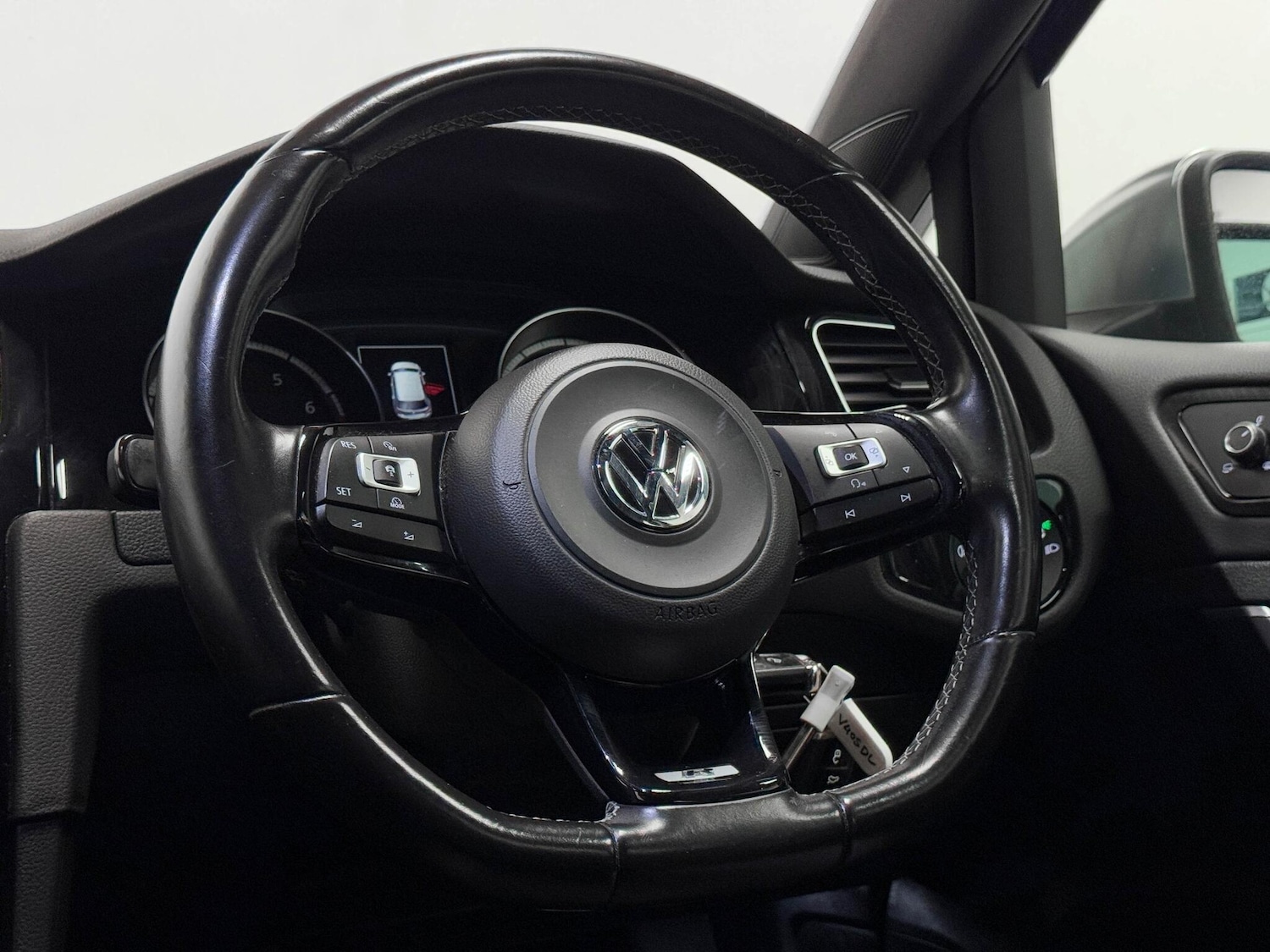 Used Volkswagen Golf for sale - 76457628: Photo 31