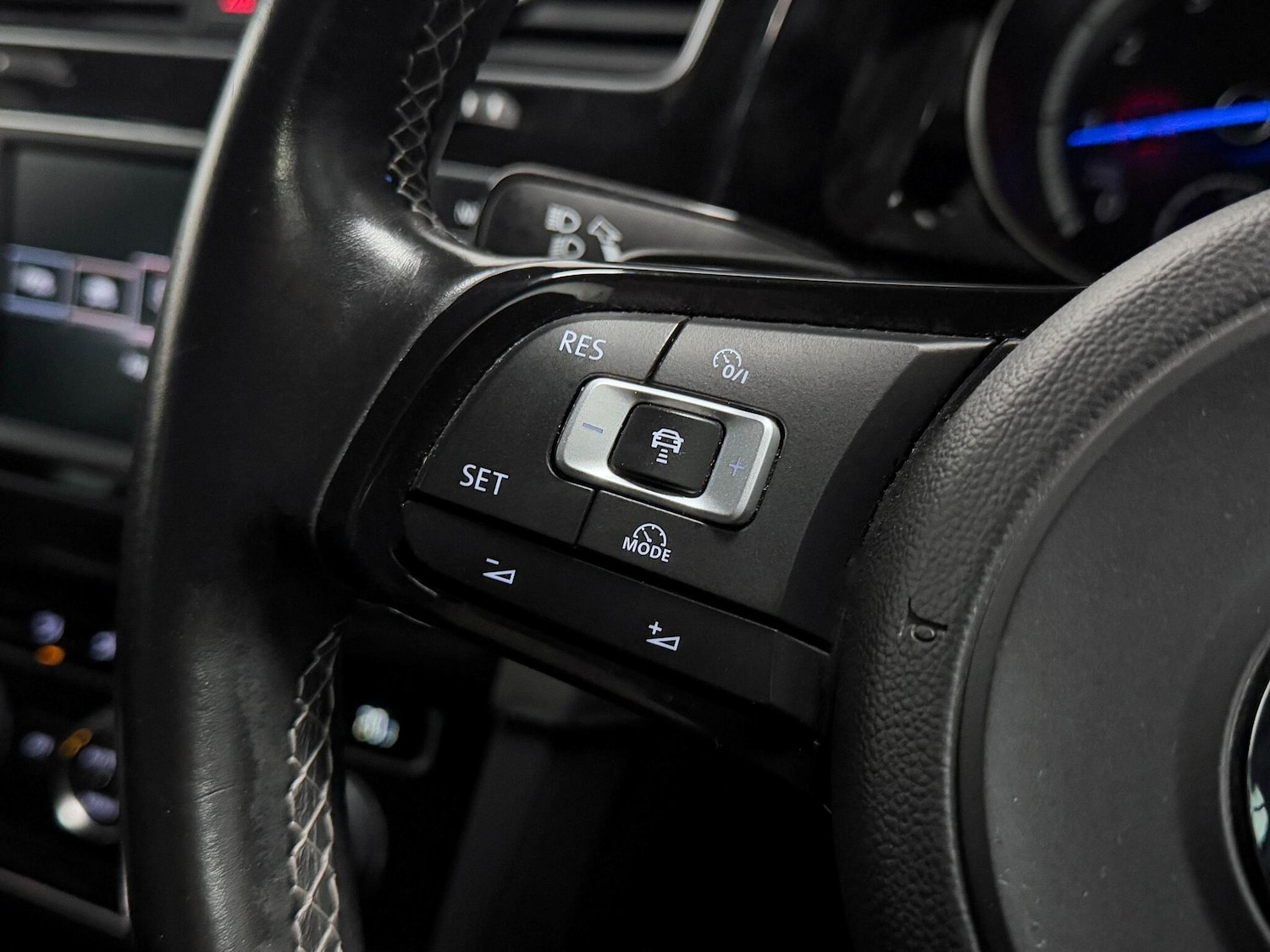 Used Volkswagen Golf for sale - 76457628: Photo 32