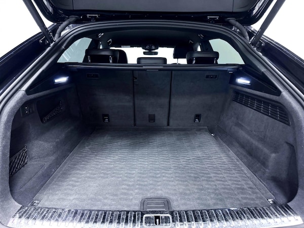 Used Audi Q8 2021 for sale - 75720844: Photo 11