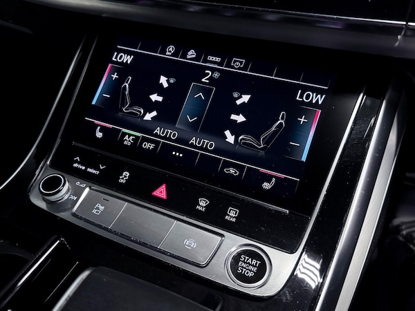 Used Audi Q8 2021 for sale - 75720844: Photo 38
