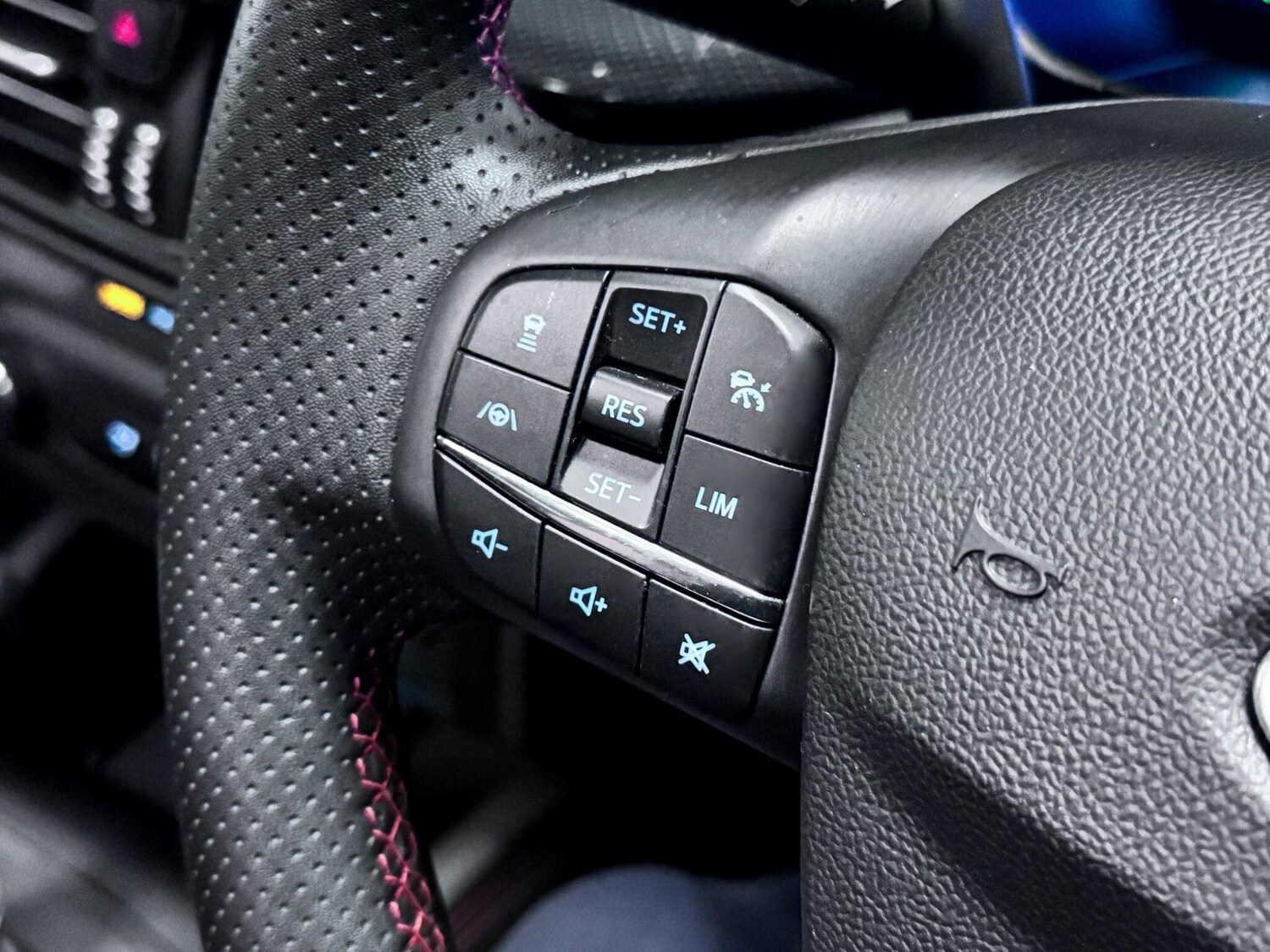 Used Ford Focus for sale - 78062937: Photo 38