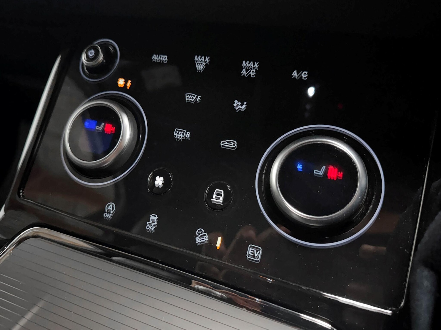 Used Land Rover Range Rover Evoque 2021 for sale - 76337713: Photo 32