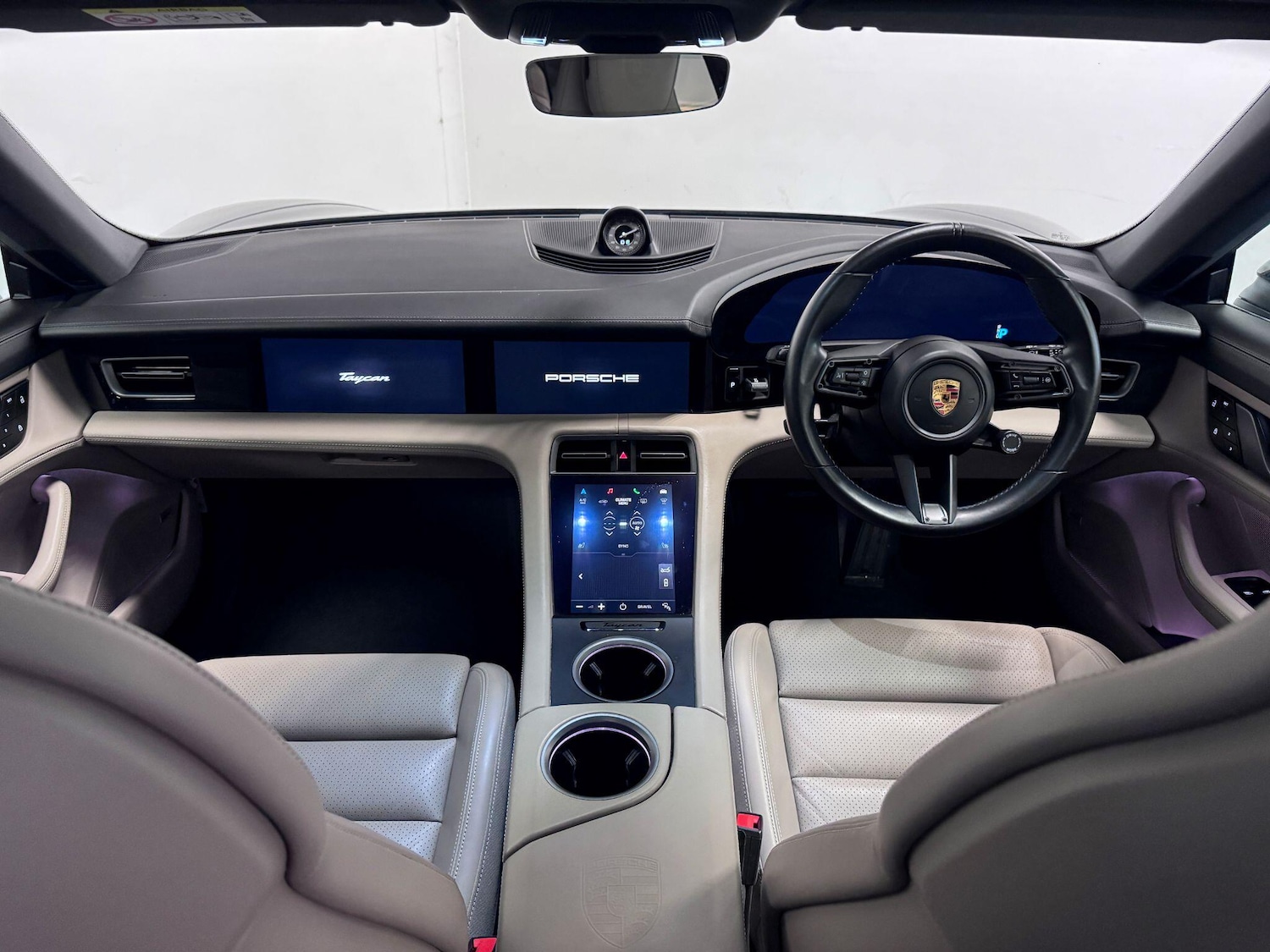 Used Porsche Taycan for sale - 77215769: Photo 2