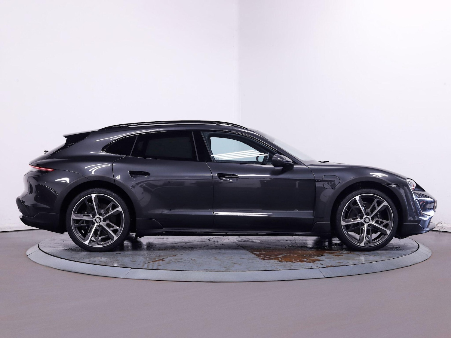 Used Porsche Taycan for sale - 77215769: Photo 7
