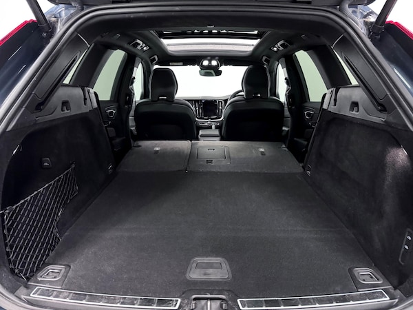Used Volvo XC60 2022 for sale - 75256988: Photo 14