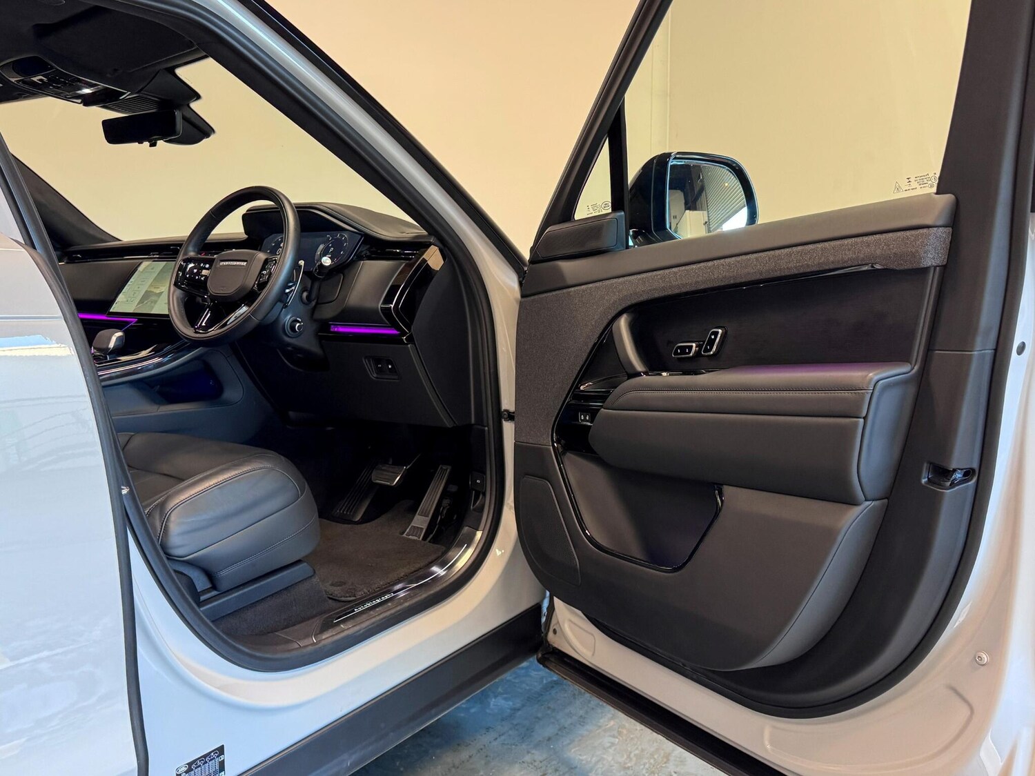 Used Land Rover Range Rover Sport for sale - 76899132: Photo 16