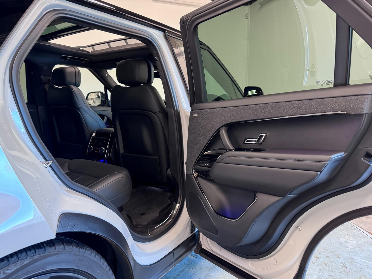 Used Land Rover Range Rover Sport for sale - 76899132: Photo 26