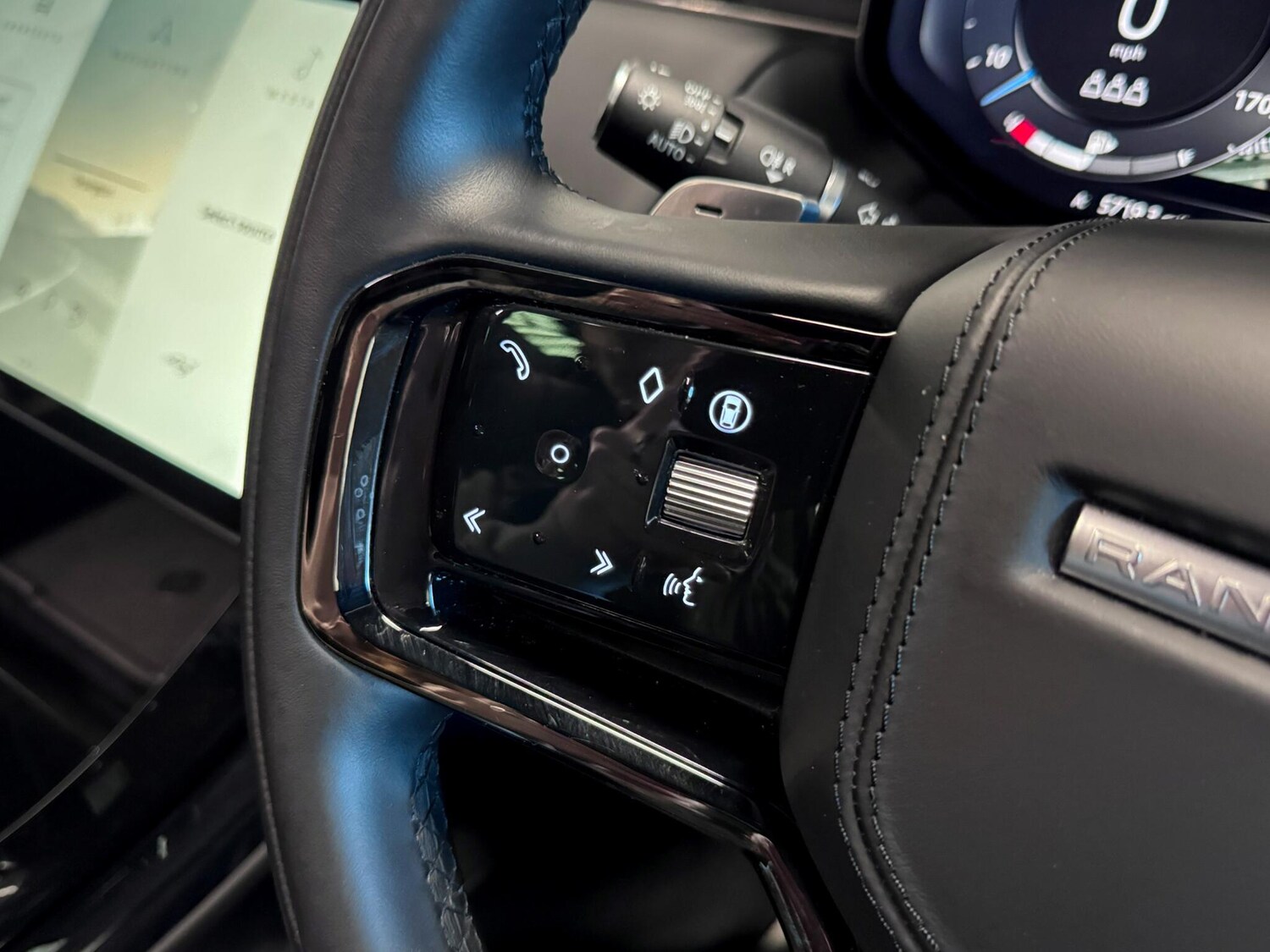 Used Land Rover Range Rover Sport for sale - 76899132: Photo 39