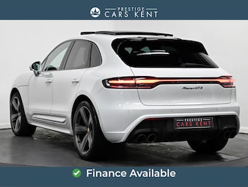 Used Porsche Macan 2023 for sale - 78741475: Photo