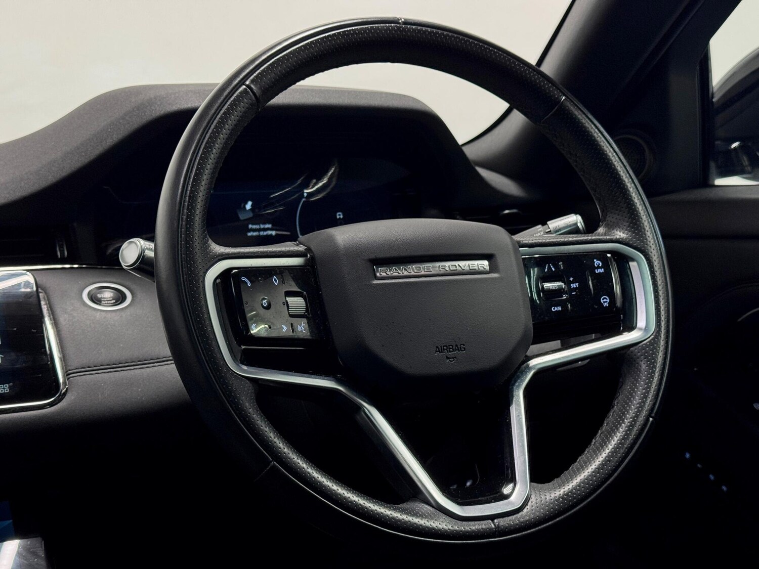 Used Land Rover Range Rover Evoque 2021 for sale - 77191620: Photo 35