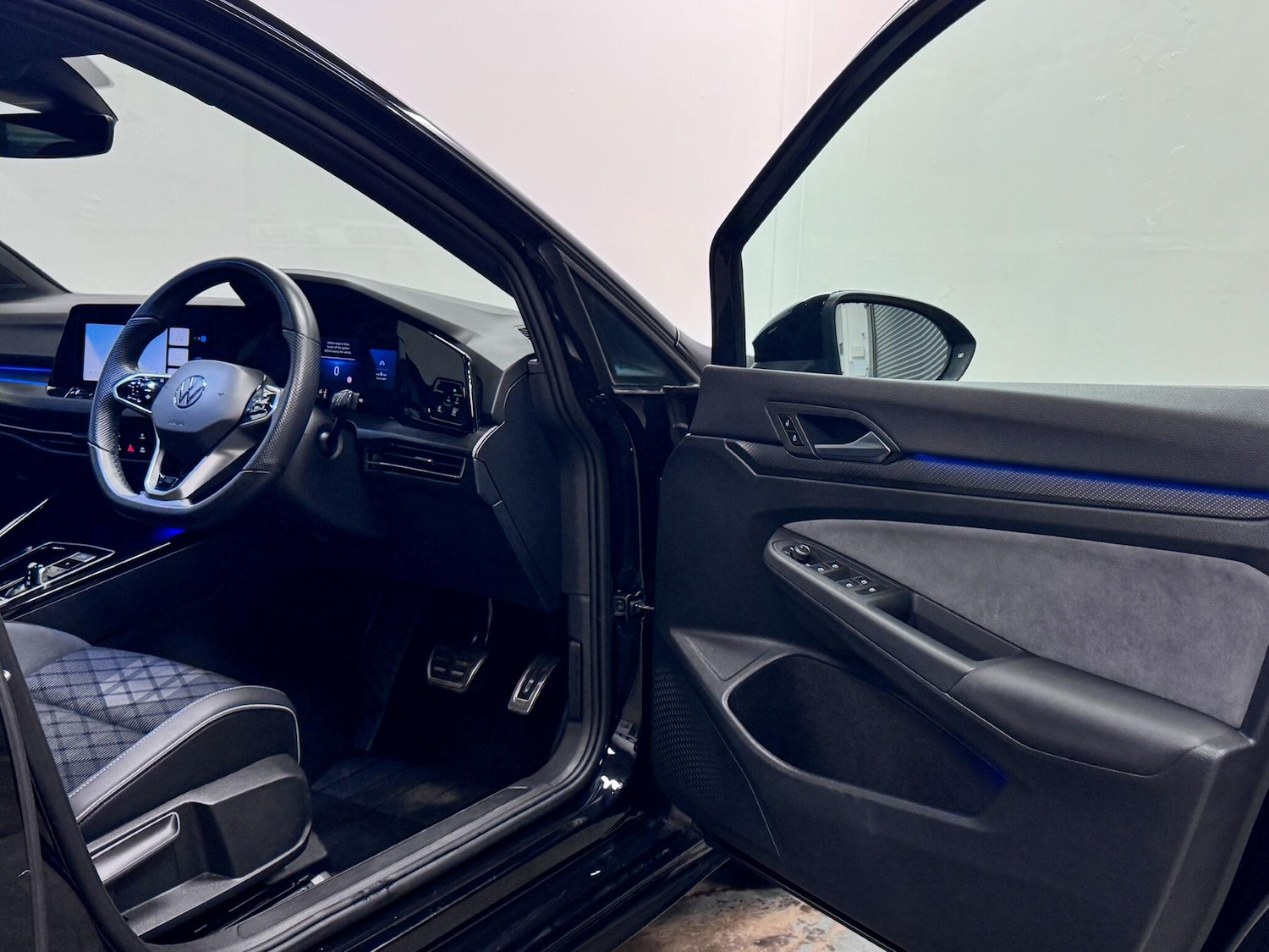 Used Volkswagen Golf 2024 for sale - 77671373: Photo 13