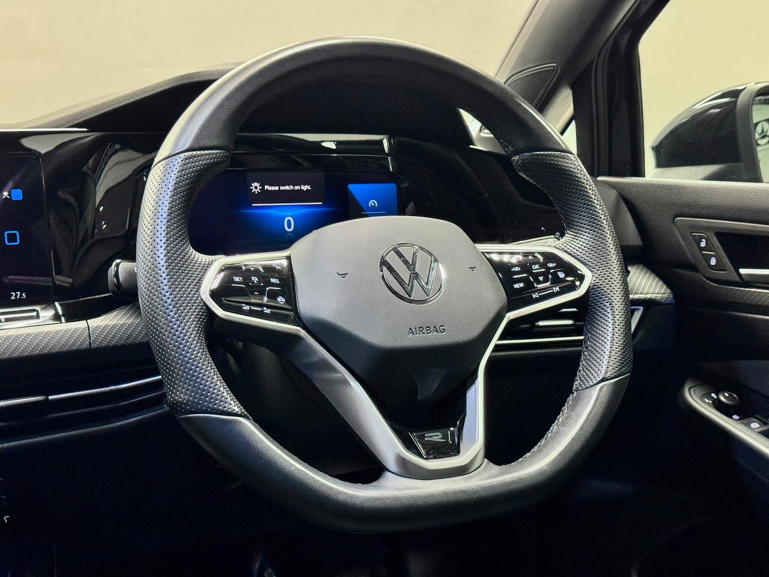 Used Volkswagen Golf 2024 for sale - 77671373: Photo 28