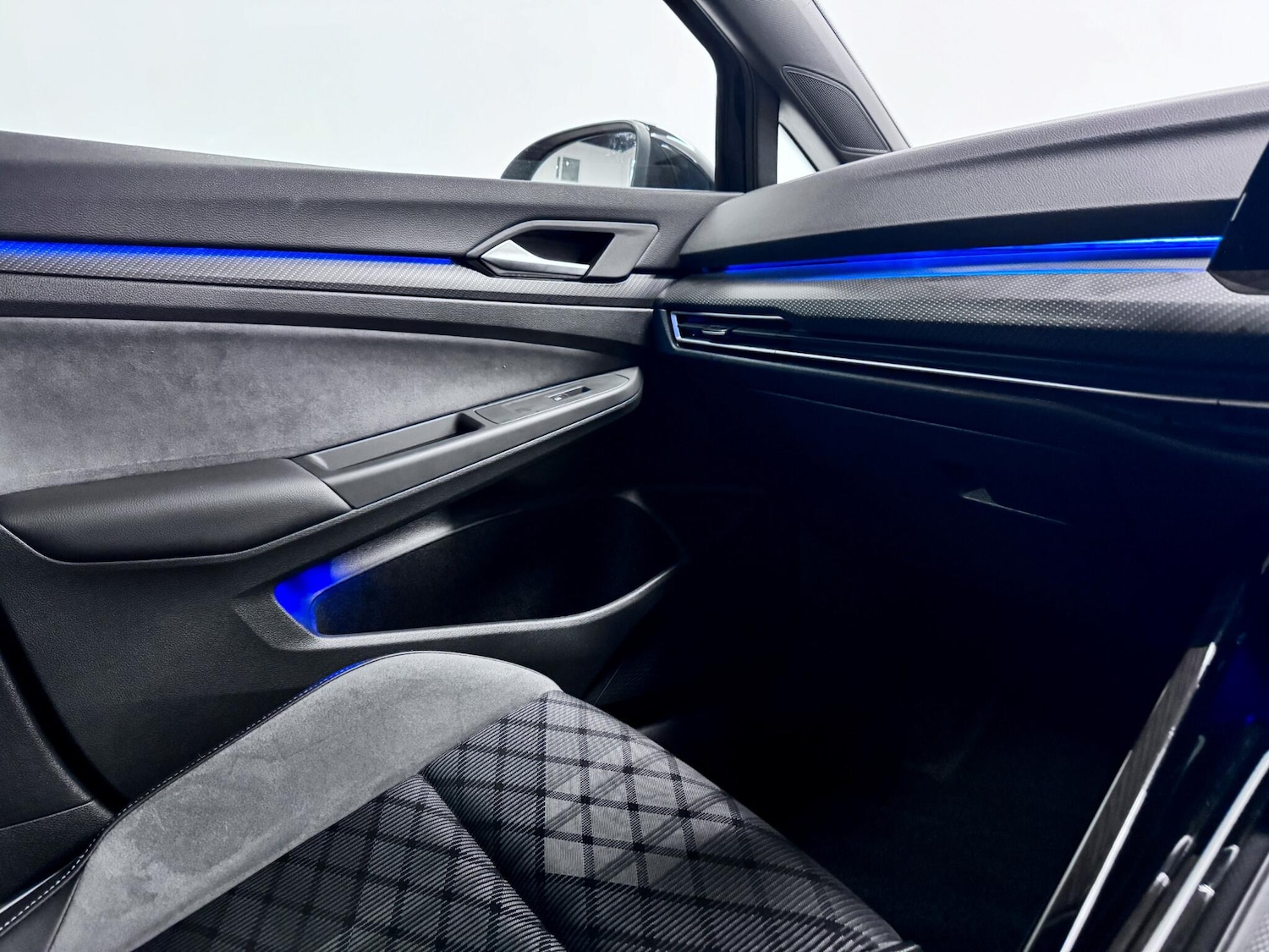 Used Volkswagen Golf 2024 for sale - 77671373: Photo 30