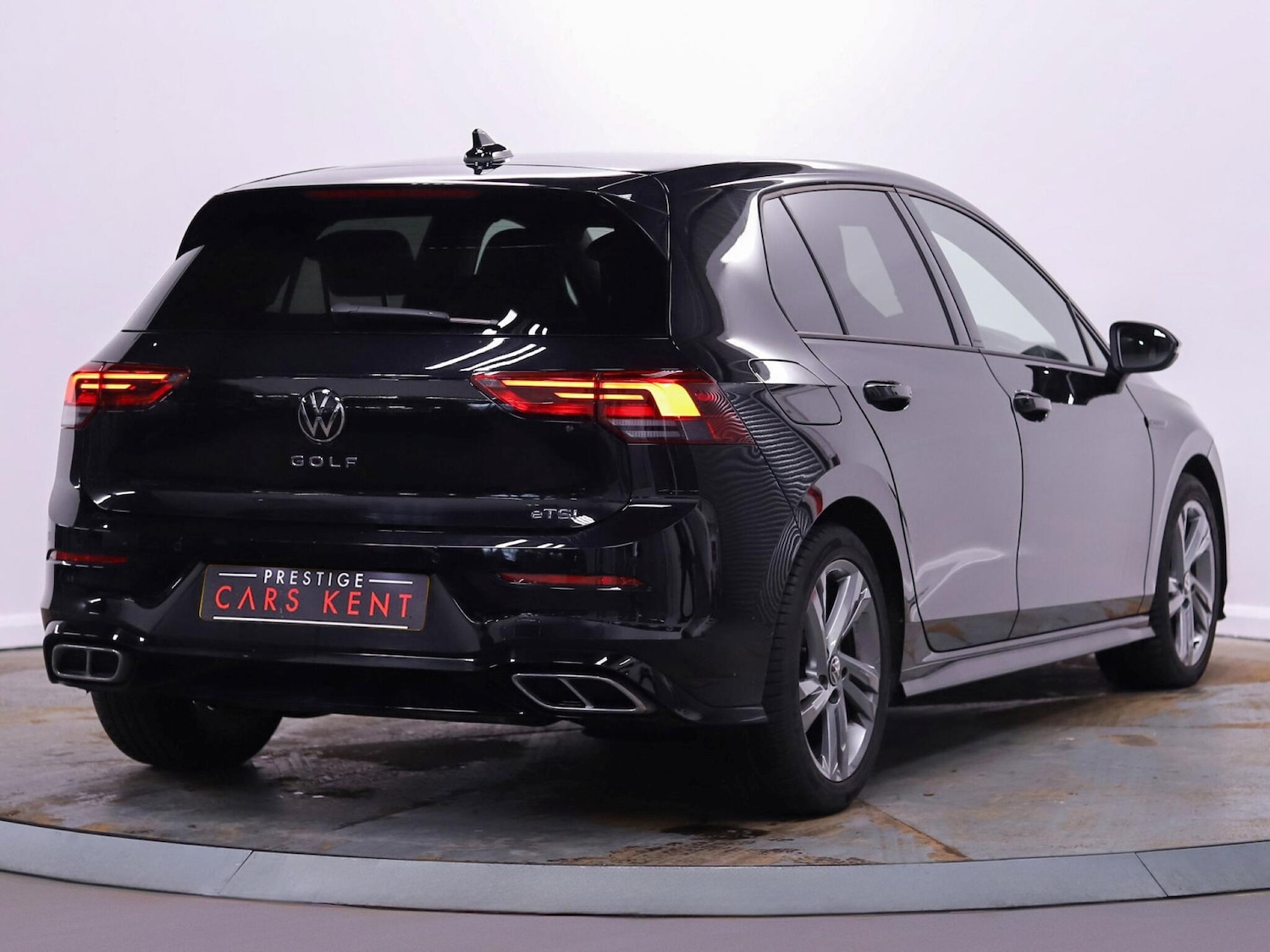 Used Volkswagen Golf 2024 for sale - 77671373: Photo 9