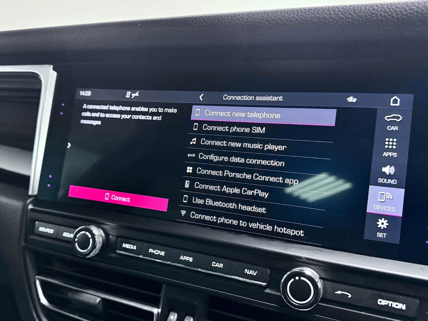 Used Porsche Macan 2020 for sale - 77684390: Photo 44