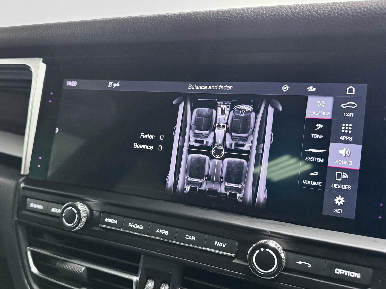 Used Porsche Macan 2020 for sale - 77684390: Photo 53