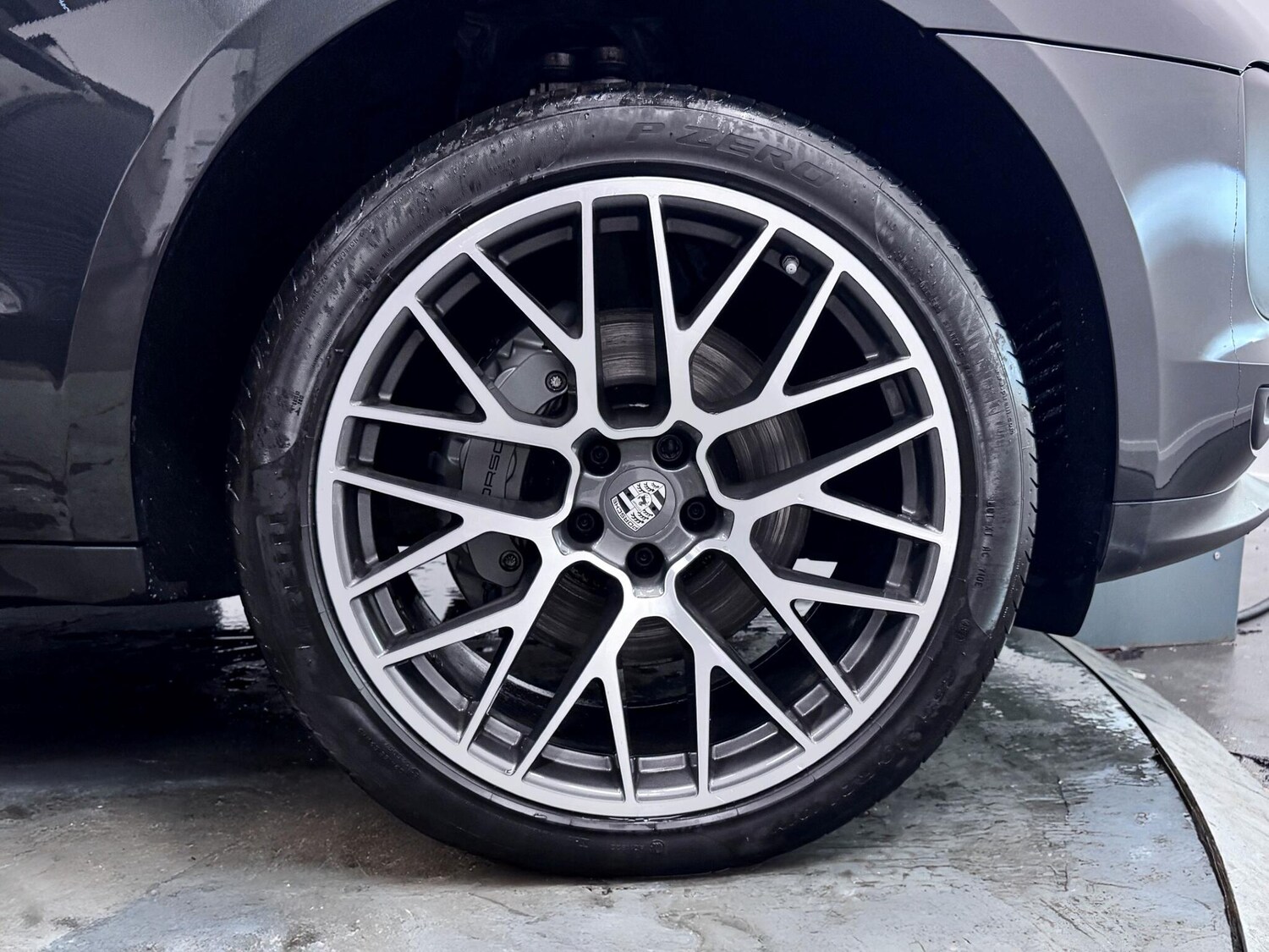 Used Porsche Macan 2020 for sale - 77684390: Photo 55