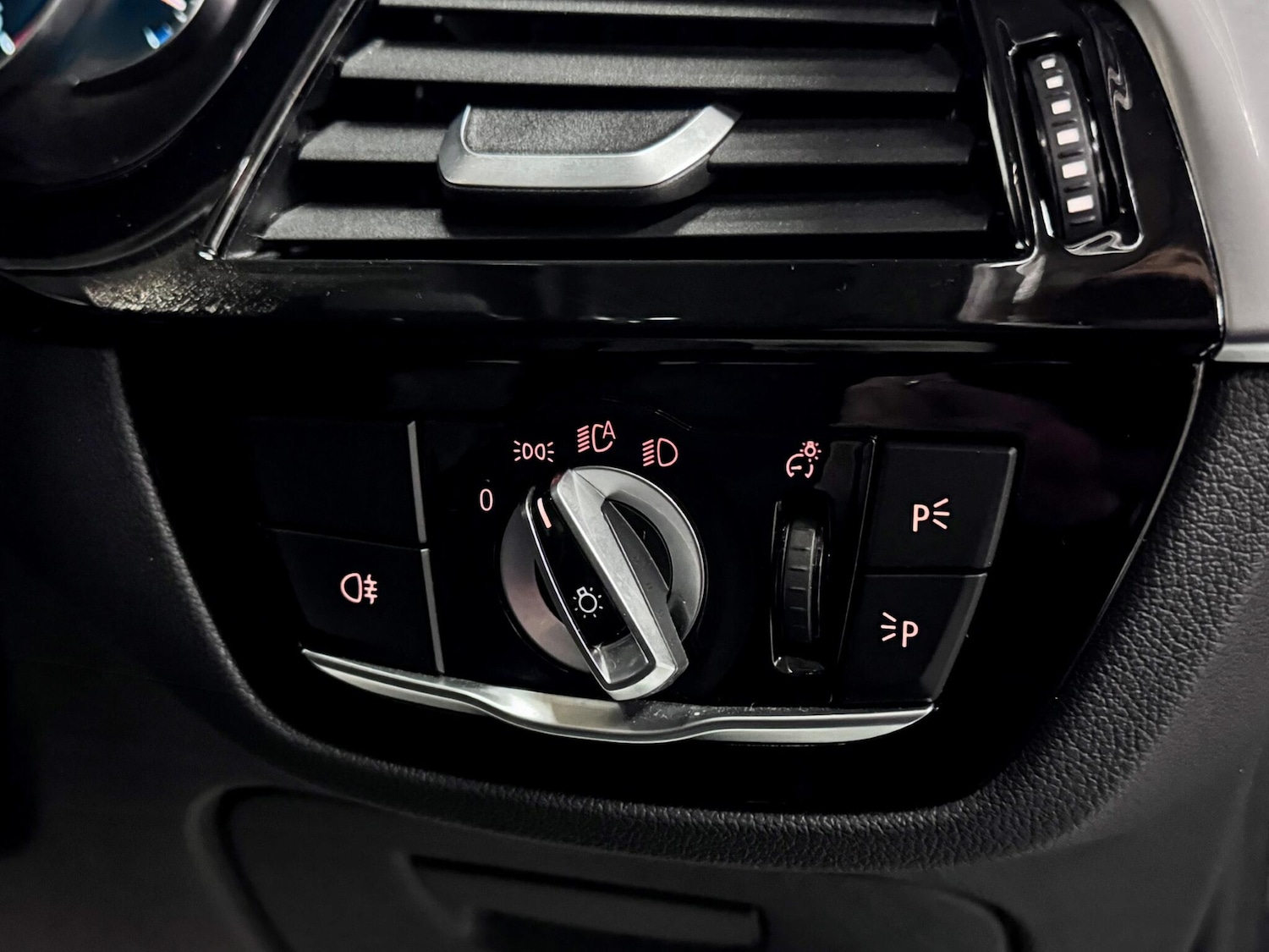 Used BMW 5 Series 2017 for sale - 78007508: Photo 21