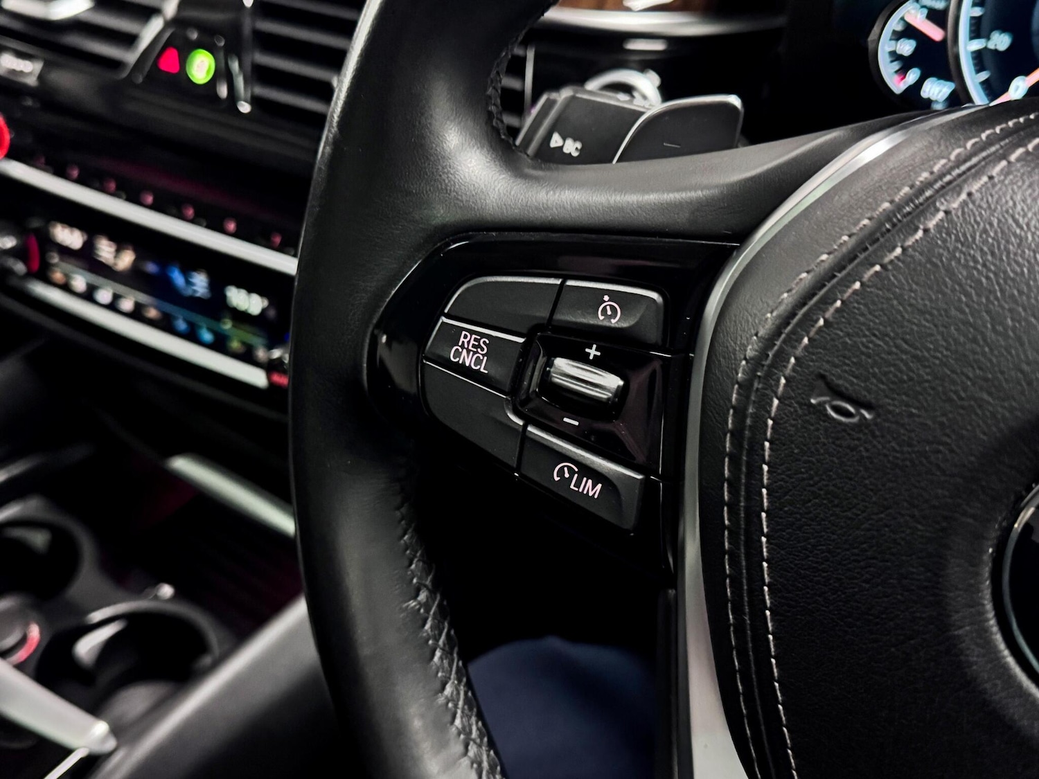 Used BMW 5 Series 2017 for sale - 78007508: Photo 39