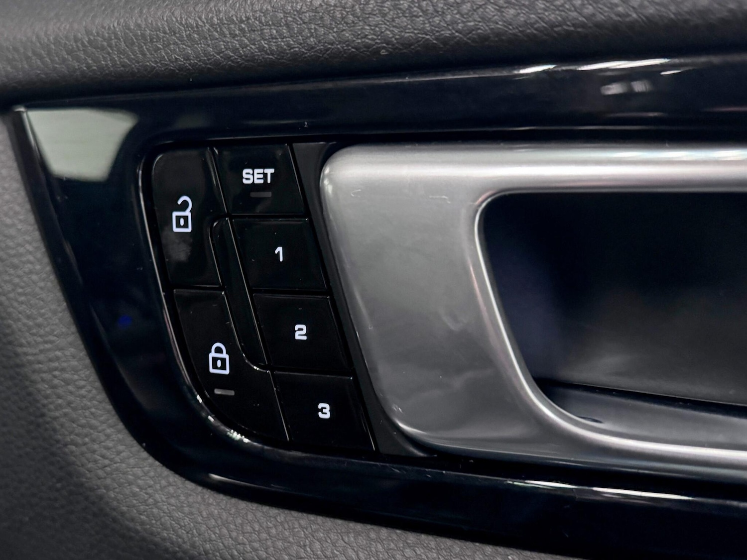 Used Porsche Cayenne 2019 for sale - 76701891: Photo 13