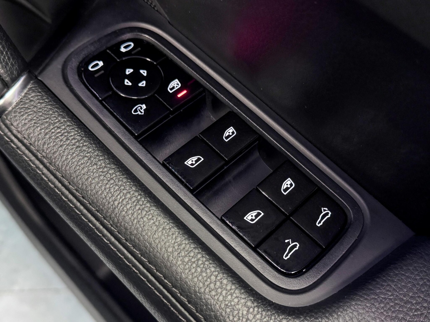 Used Porsche Cayenne 2019 for sale - 76701891: Photo 14