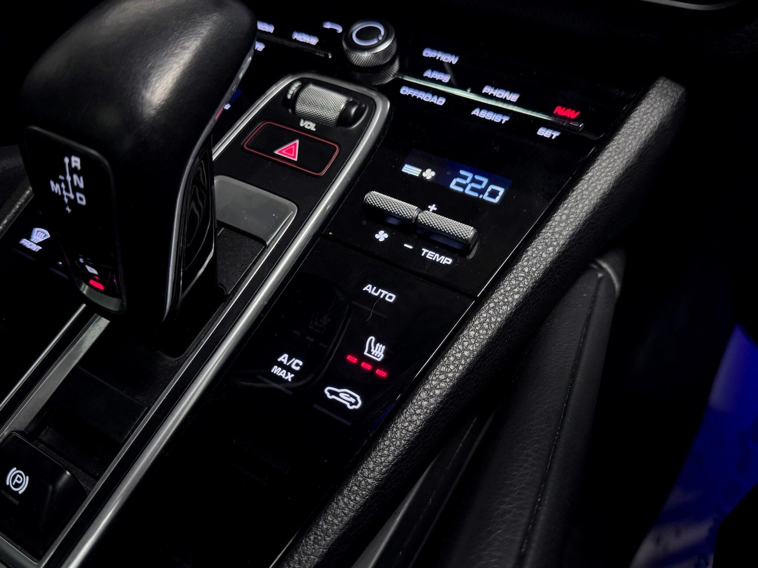 Used Porsche Cayenne 2019 for sale - 76701891: Photo 32