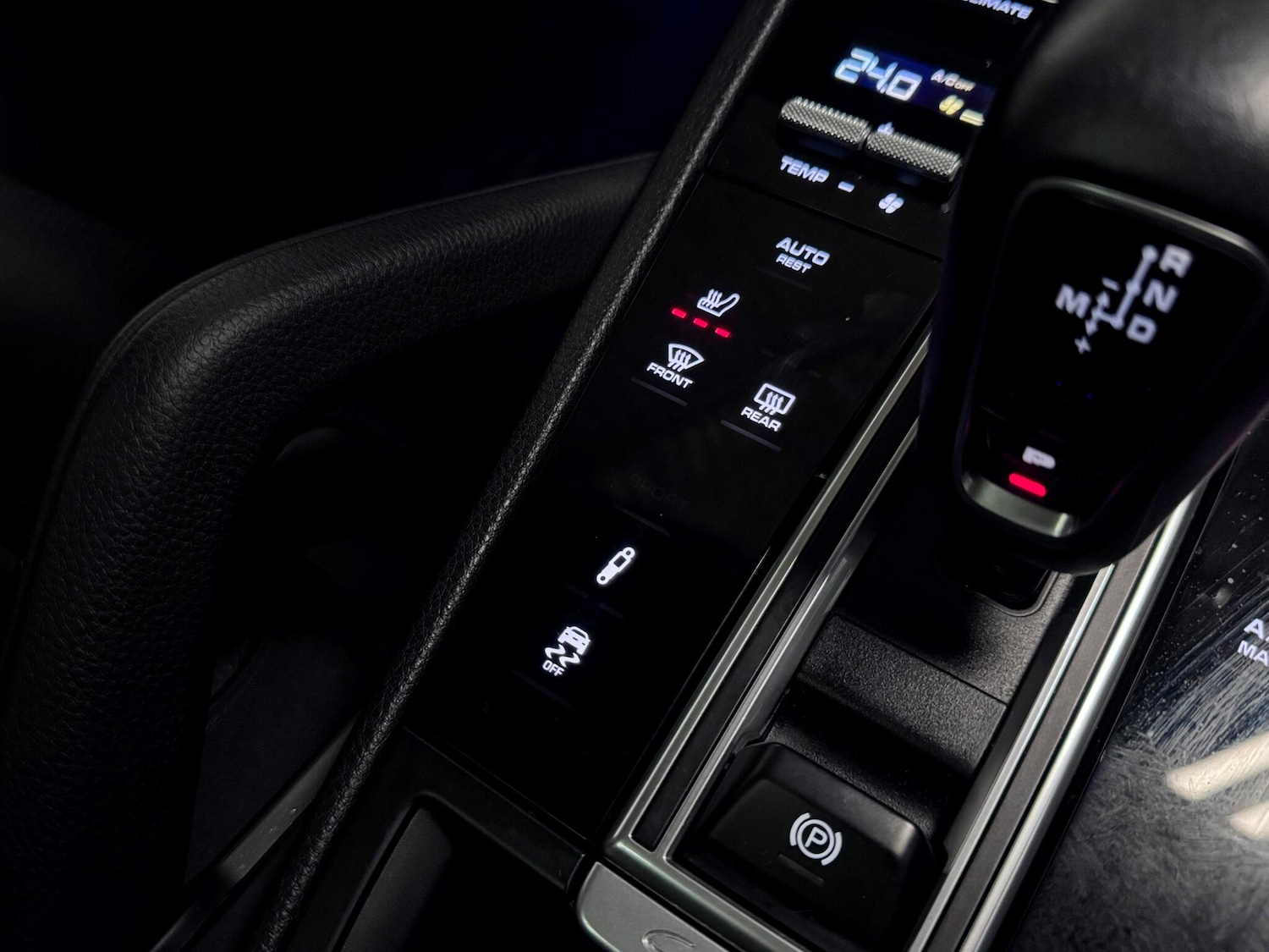 Used Porsche Cayenne 2019 for sale - 76701891: Photo 33