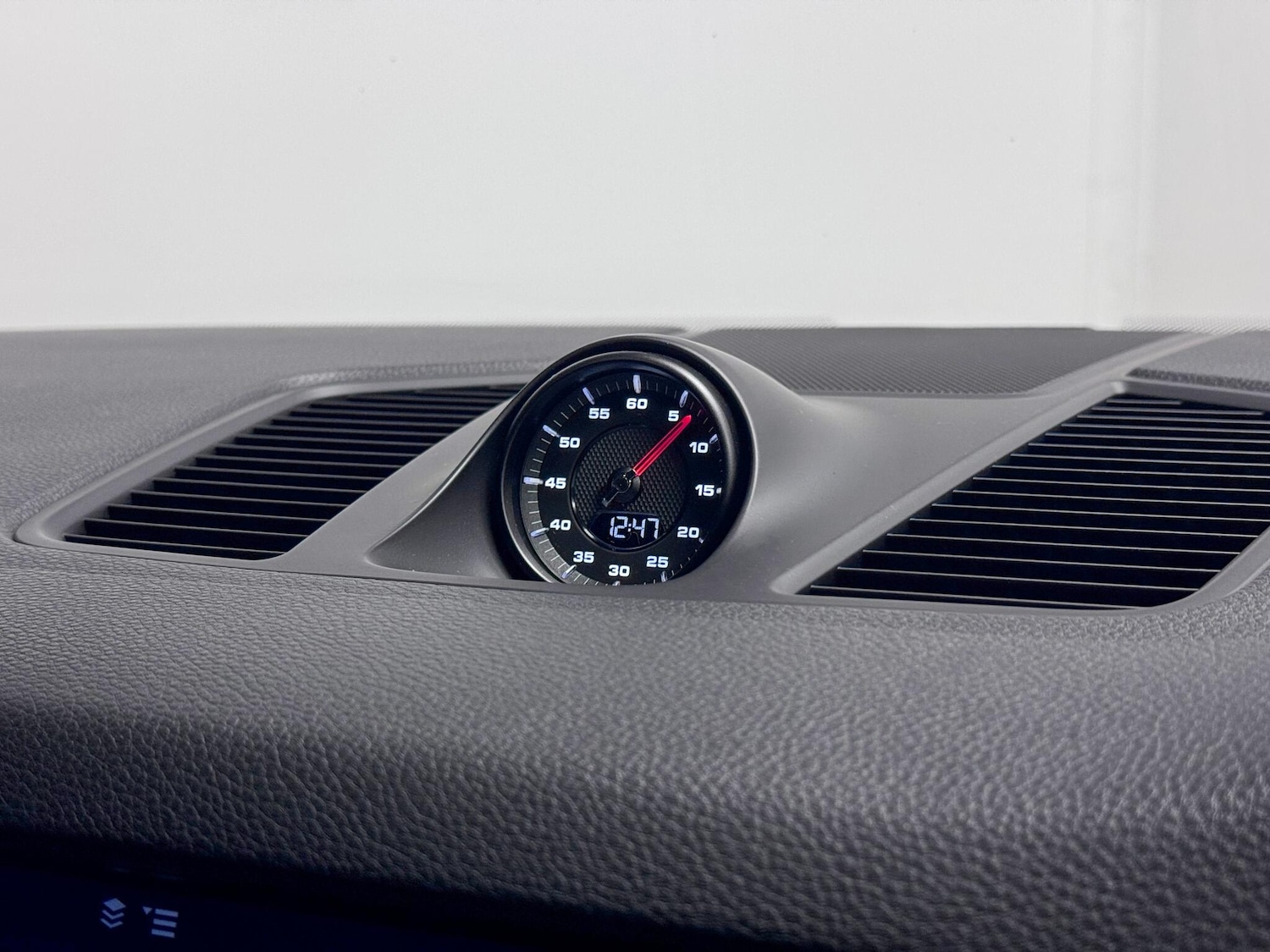 Used Porsche Cayenne 2019 for sale - 76701891: Photo 35