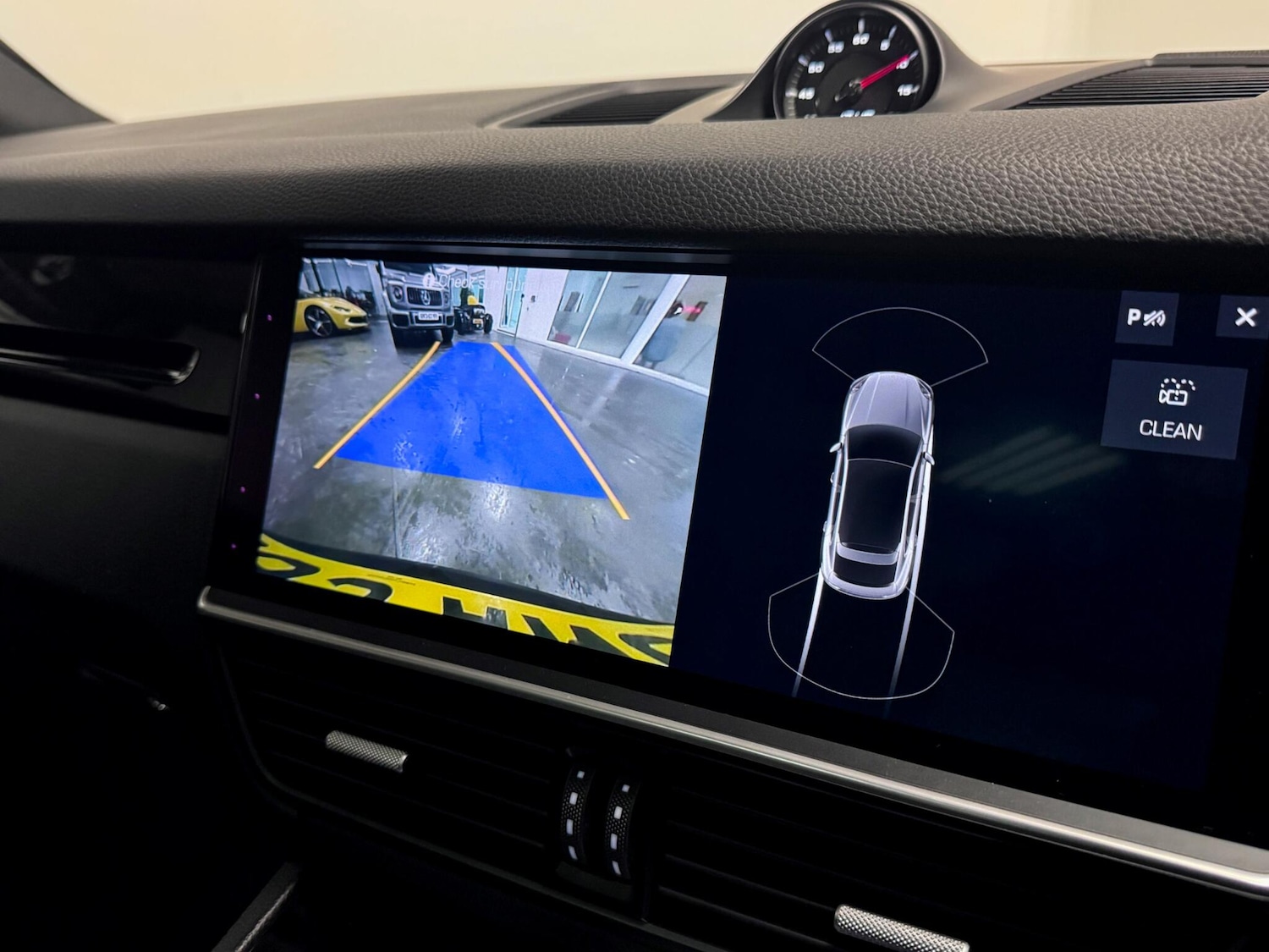 Used Porsche Cayenne 2019 for sale - 76701891: Photo 44