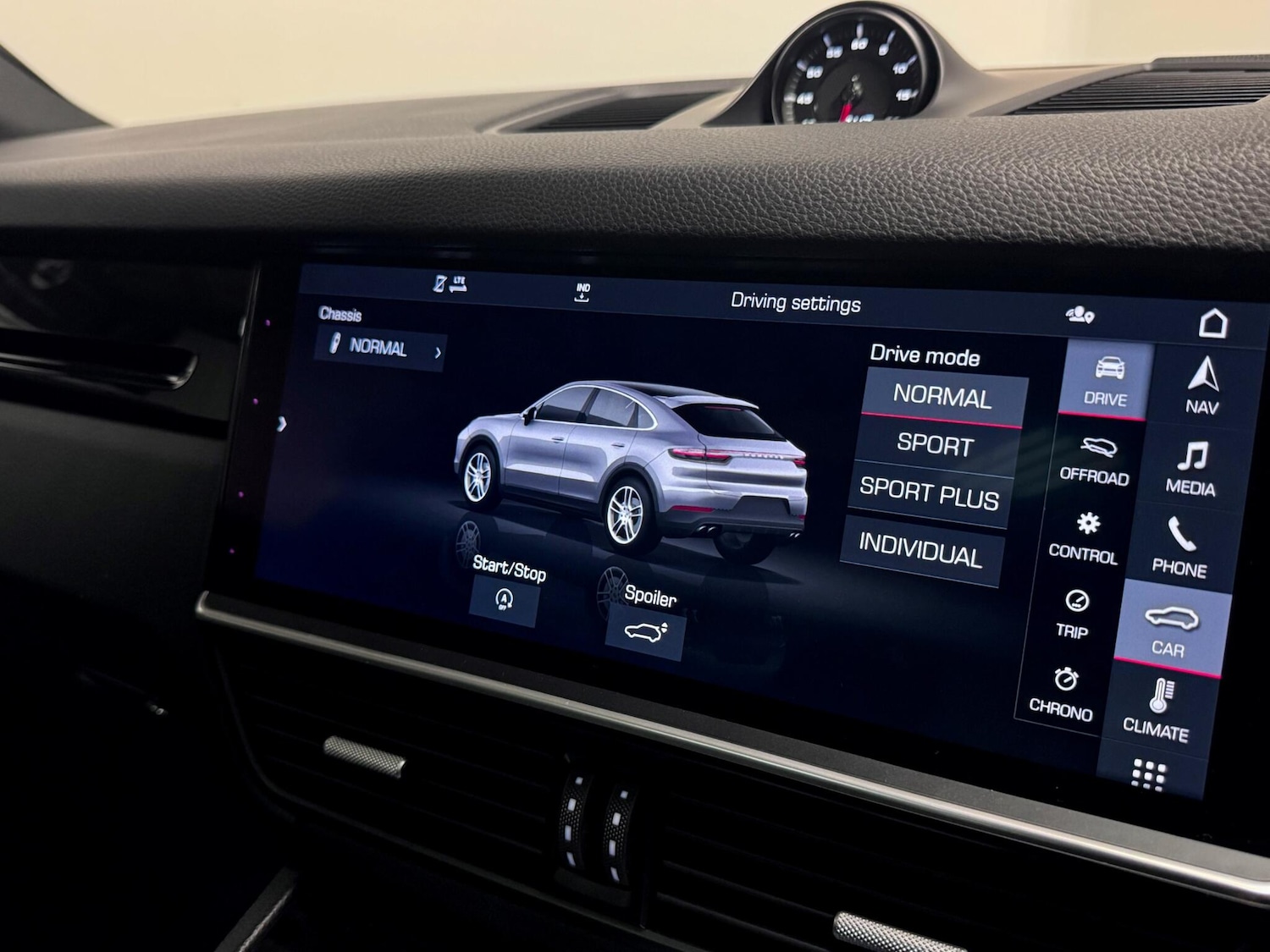 Used Porsche Cayenne 2019 for sale - 76701891: Photo 48