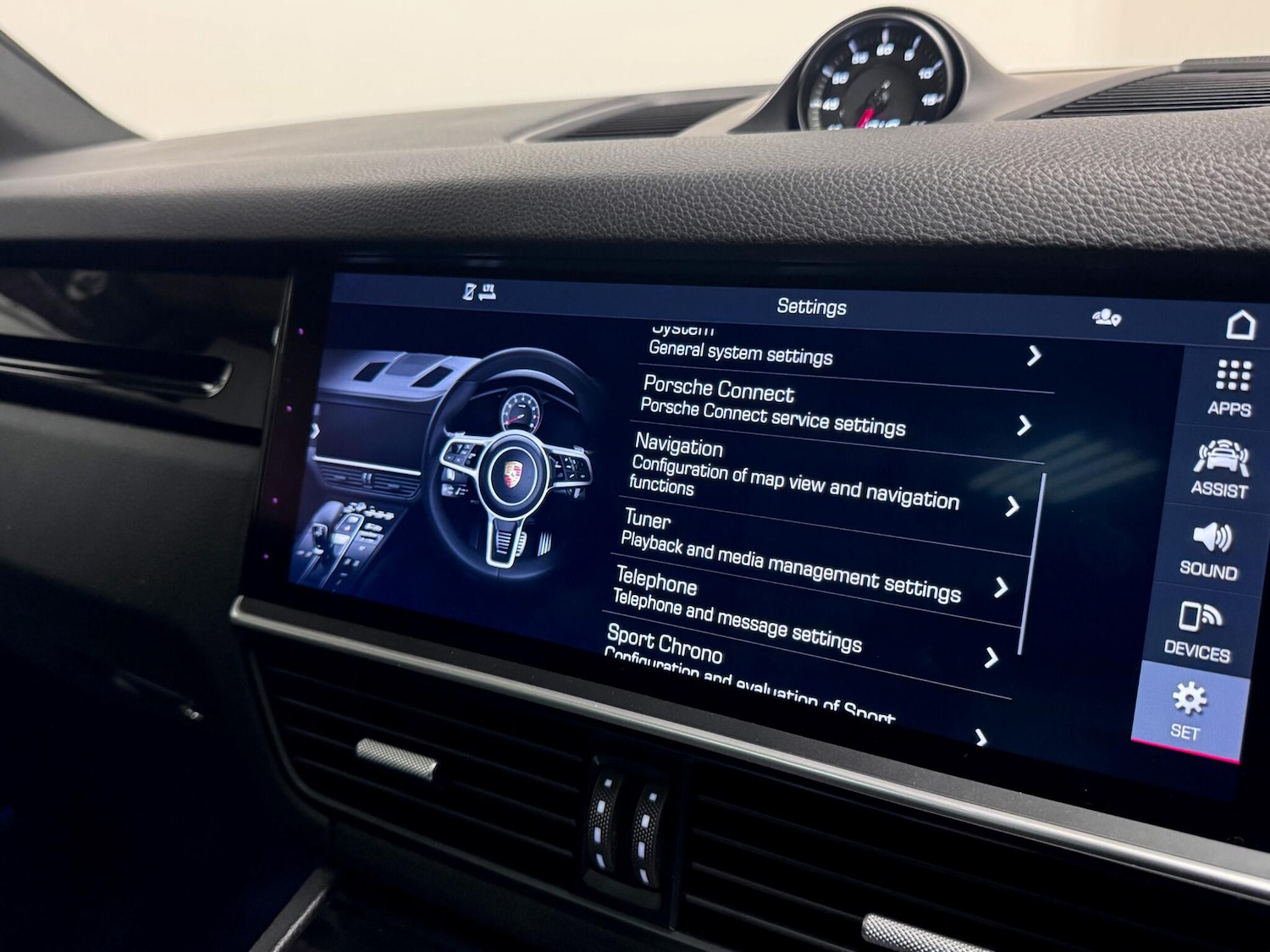 Used Porsche Cayenne 2019 for sale - 76701891: Photo 60