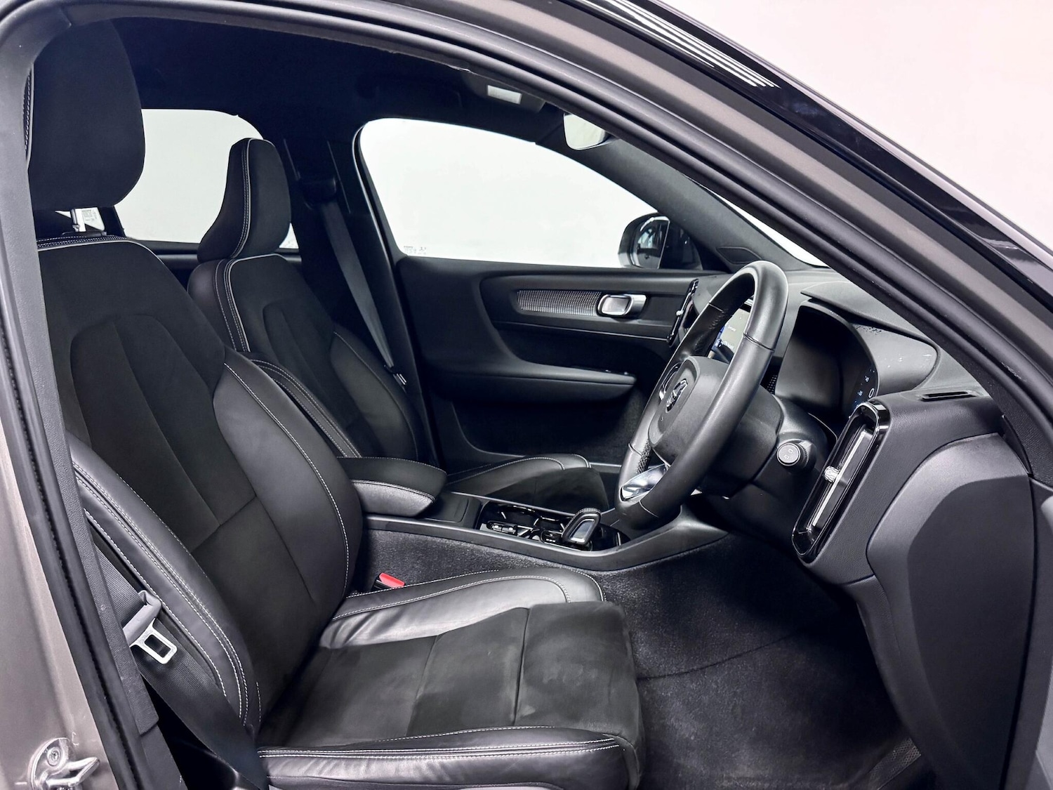 Used Volvo XC40 2022 for sale - 76388484: Photo 21