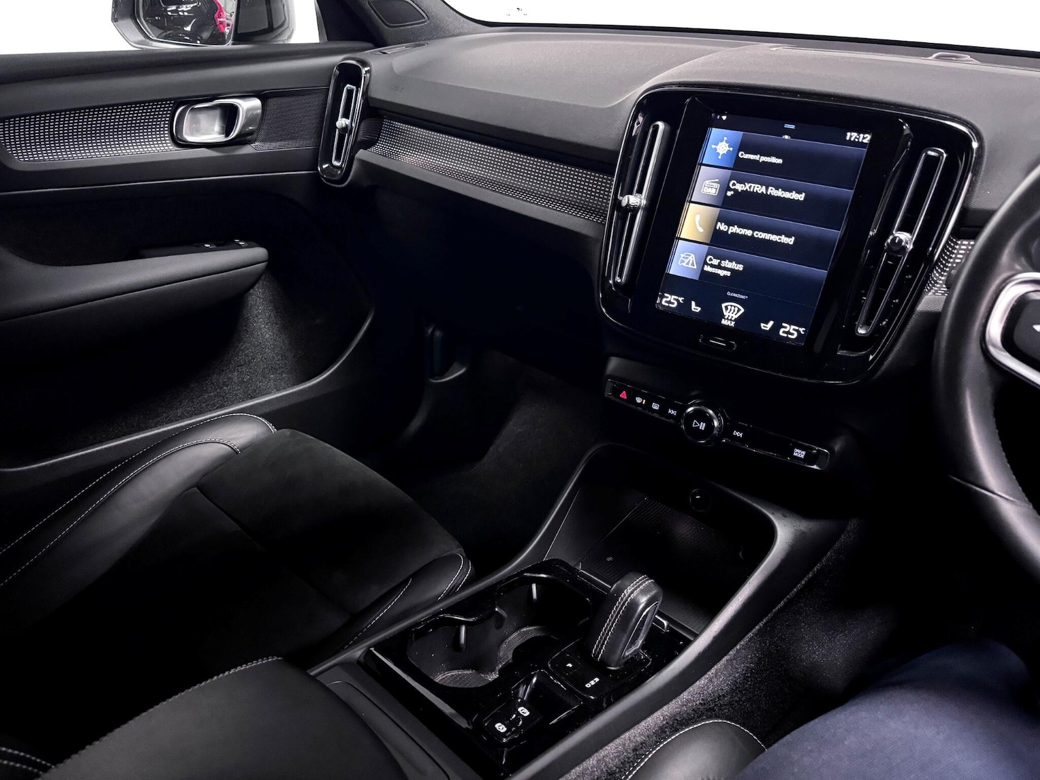 Used Volvo XC40 2022 for sale - 76388484: Photo 27