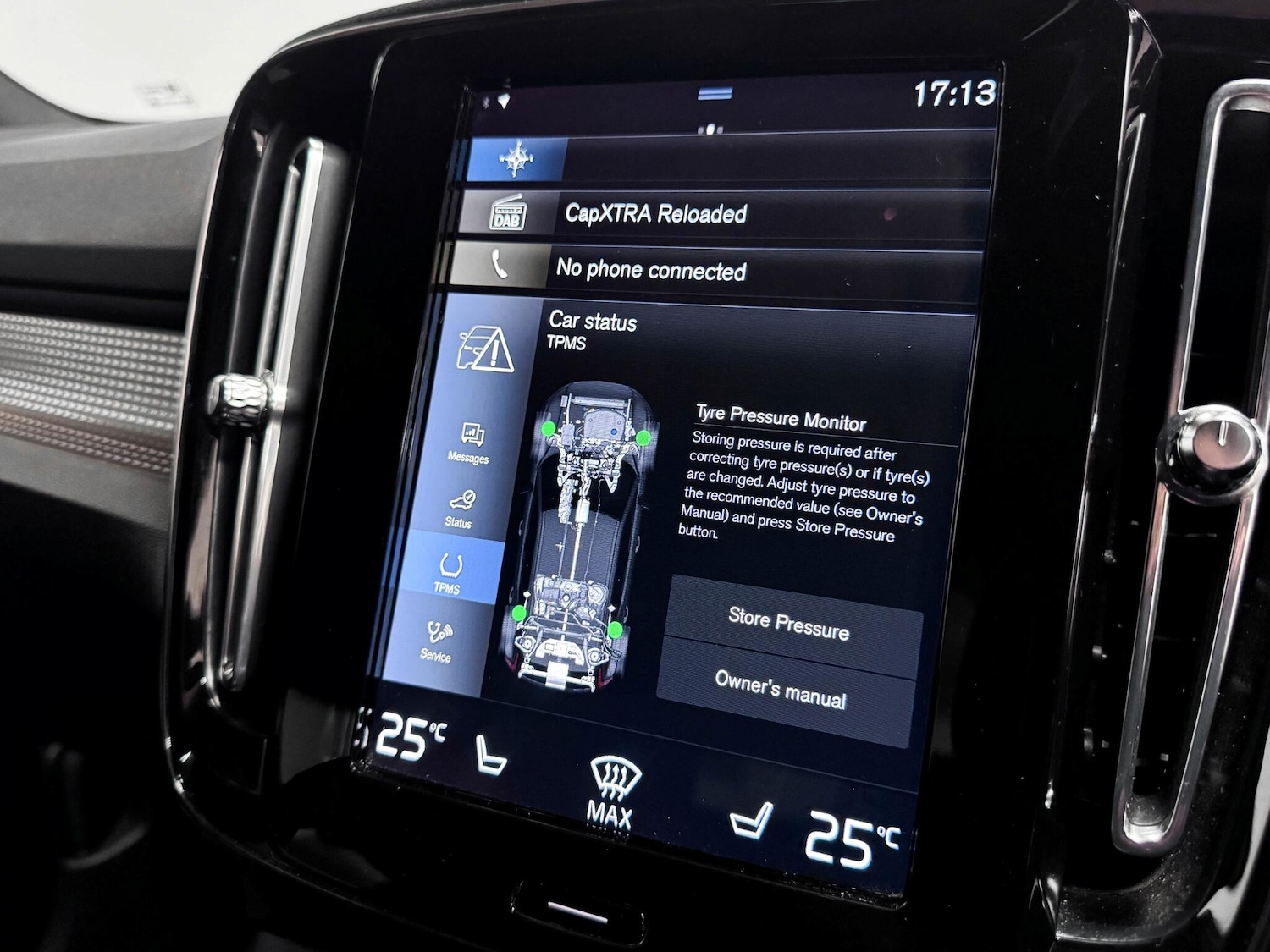 Used Volvo XC40 2022 for sale - 76388484: Photo 42