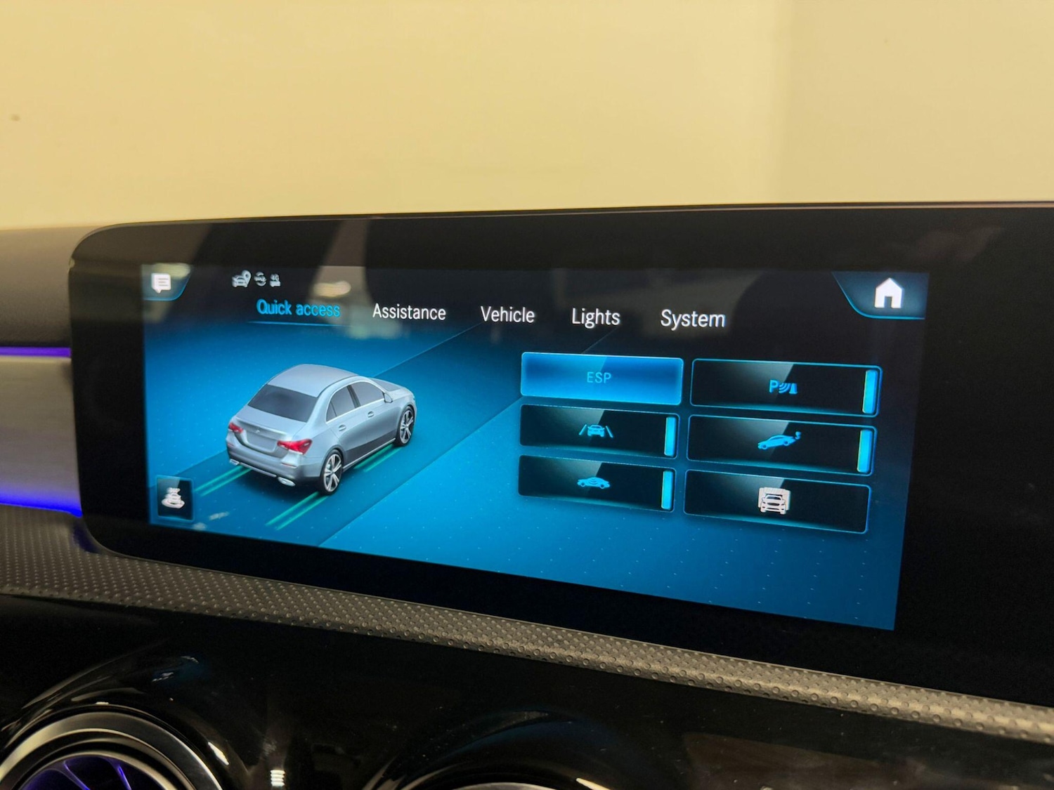 Used Mercedes-Benz A-Class for sale - 76349016: Photo 41