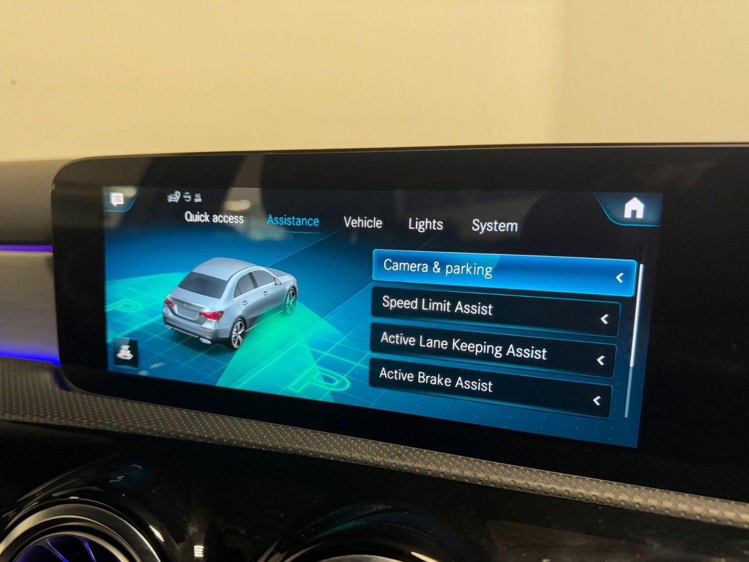 Used Mercedes-Benz A-Class for sale - 76349016: Photo 42