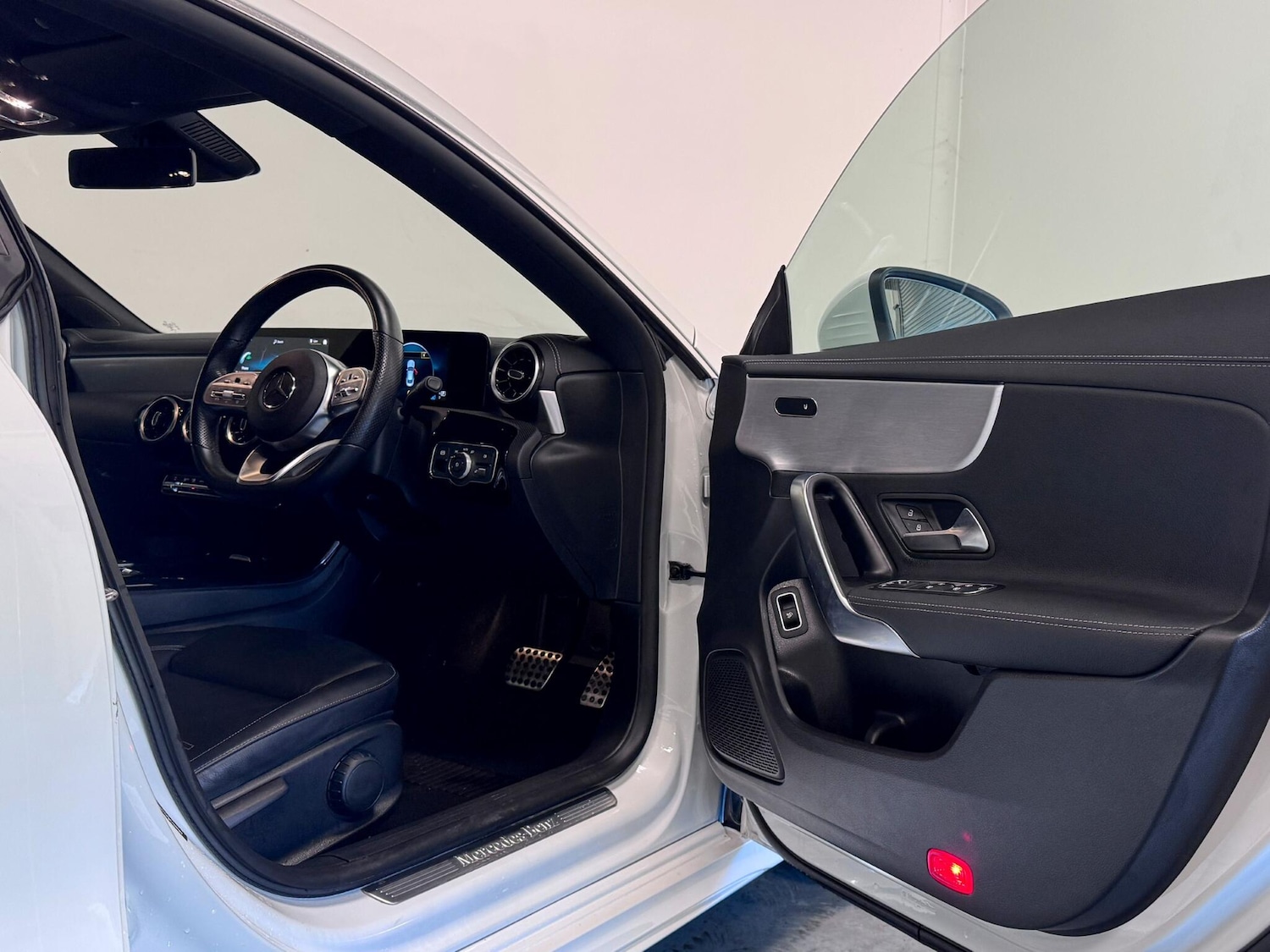 Used Mercedes-Benz CLA 2021 for sale - 76644921: Photo 13