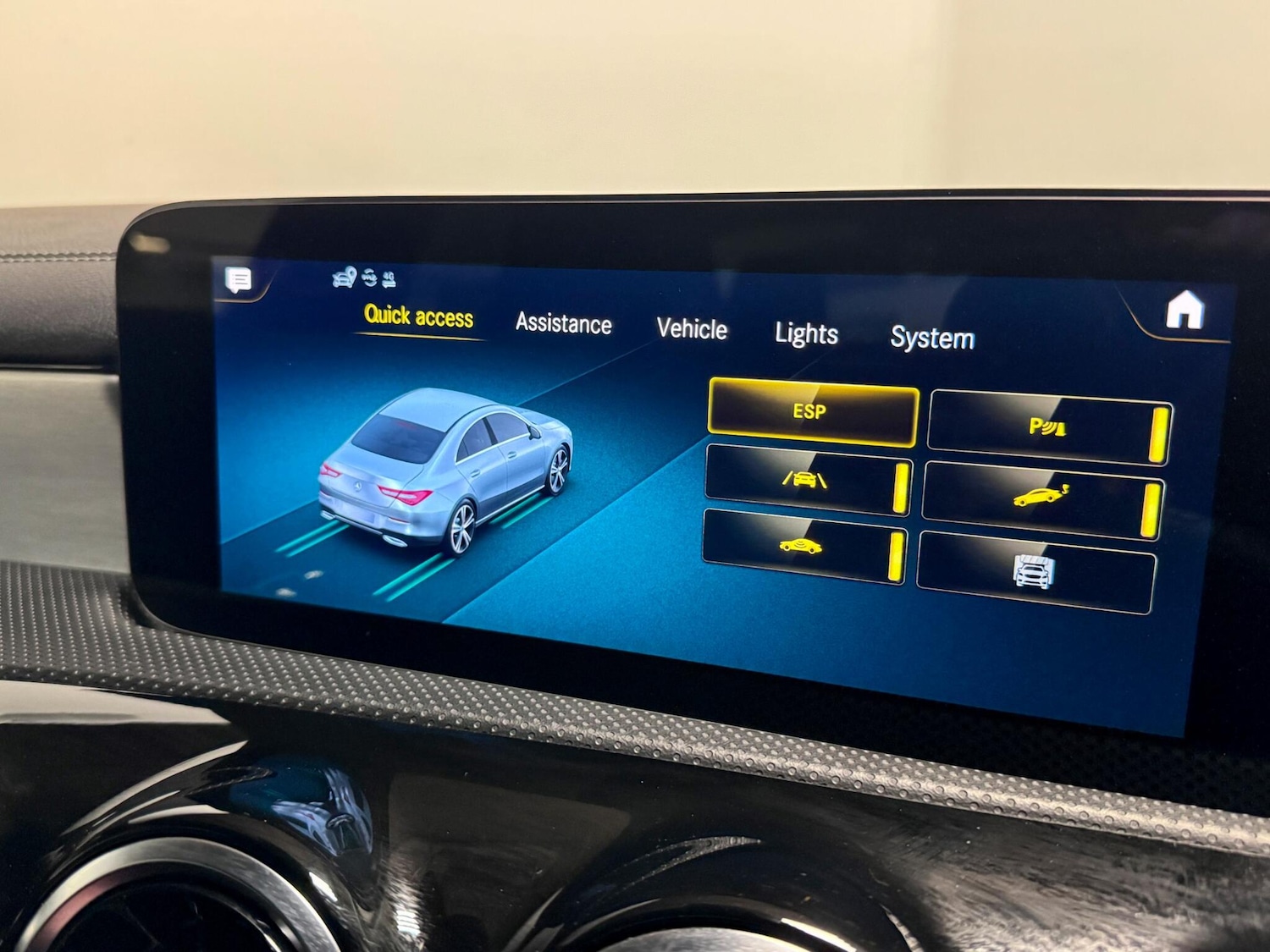 Used Mercedes-Benz CLA 2021 for sale - 76644921: Photo 43