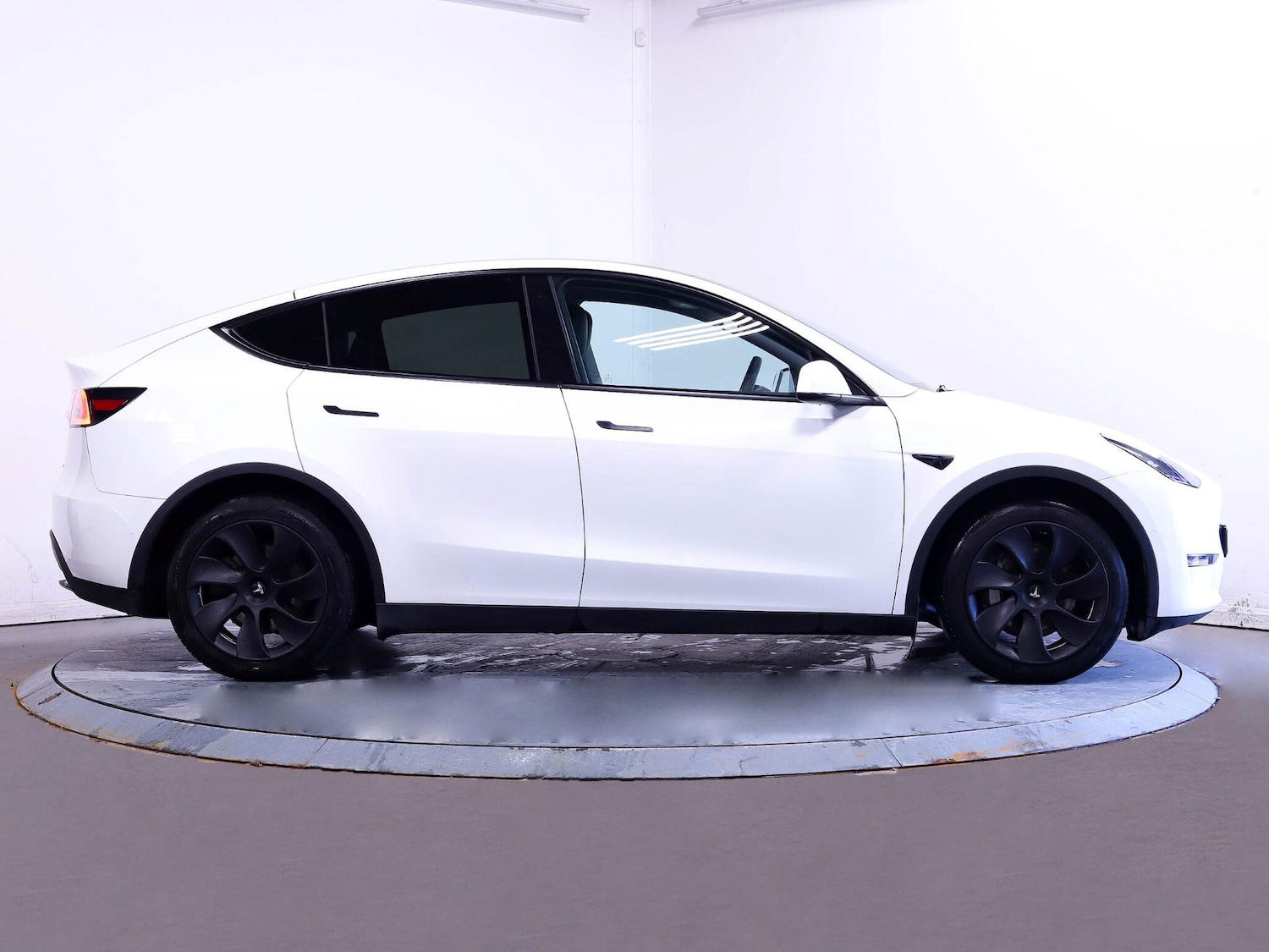 Used Tesla Model Y 2022 for sale - 77109189: Photo 8
