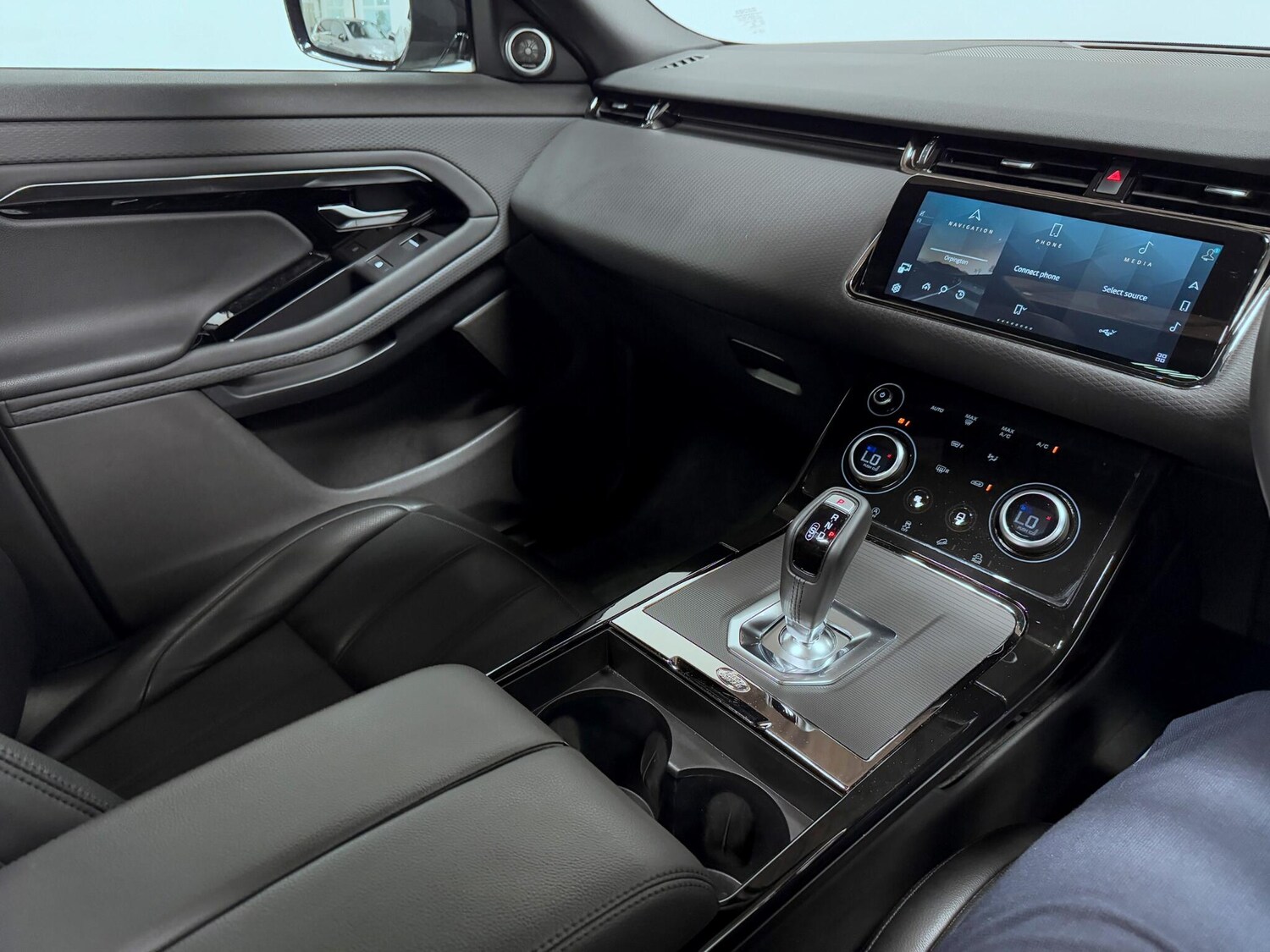 Used Land Rover Range Rover Evoque 2022 for sale - 76152400: Photo 28