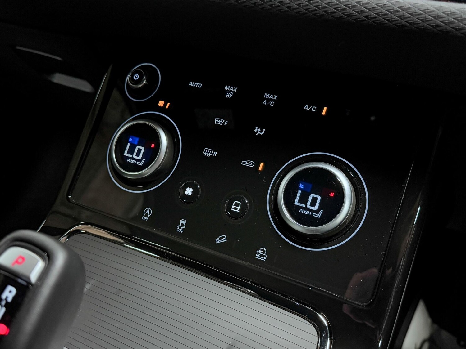 Used Land Rover Range Rover Evoque 2022 for sale - 76152400: Photo 32