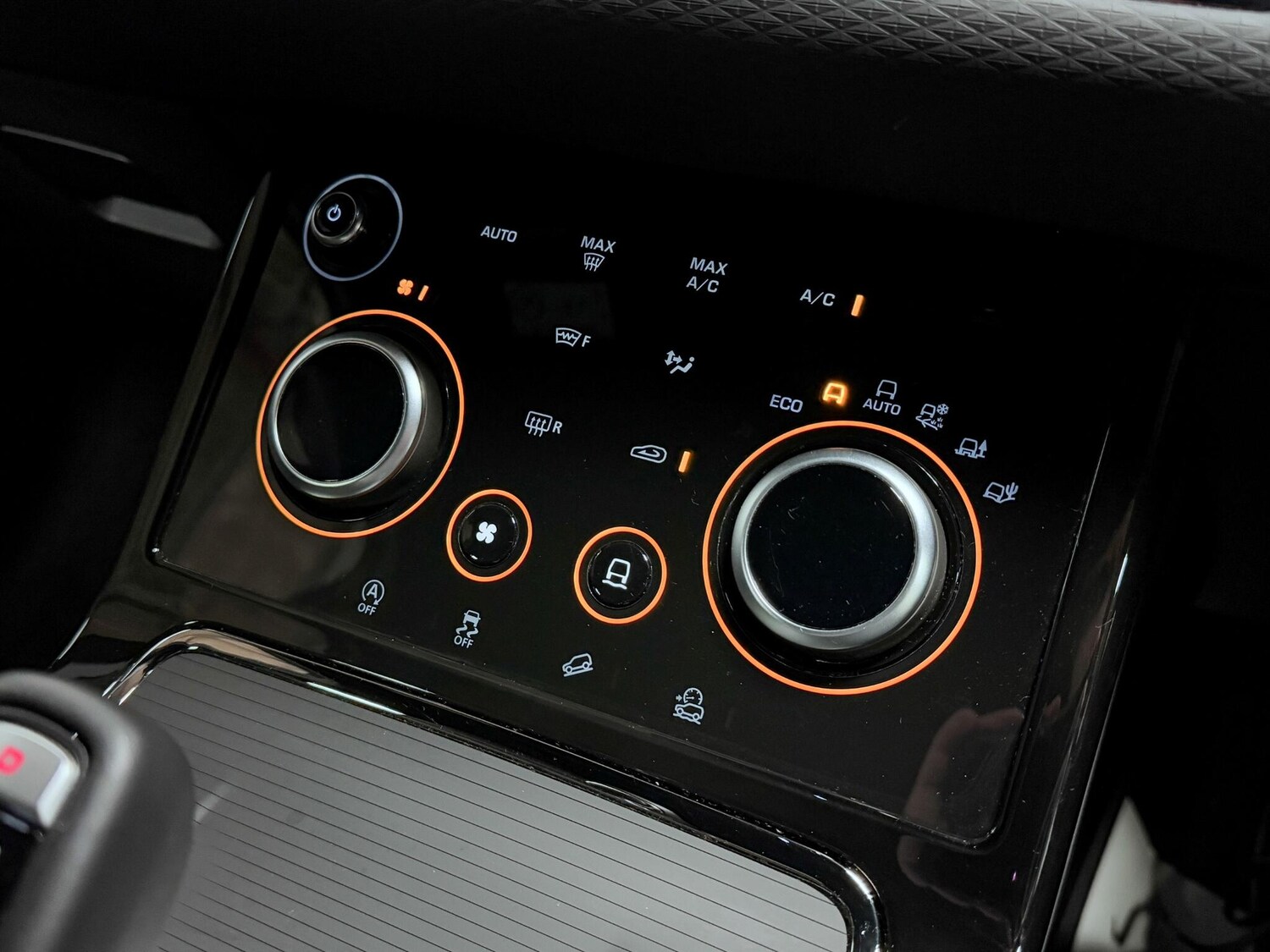 Used Land Rover Range Rover Evoque 2022 for sale - 76152400: Photo 33