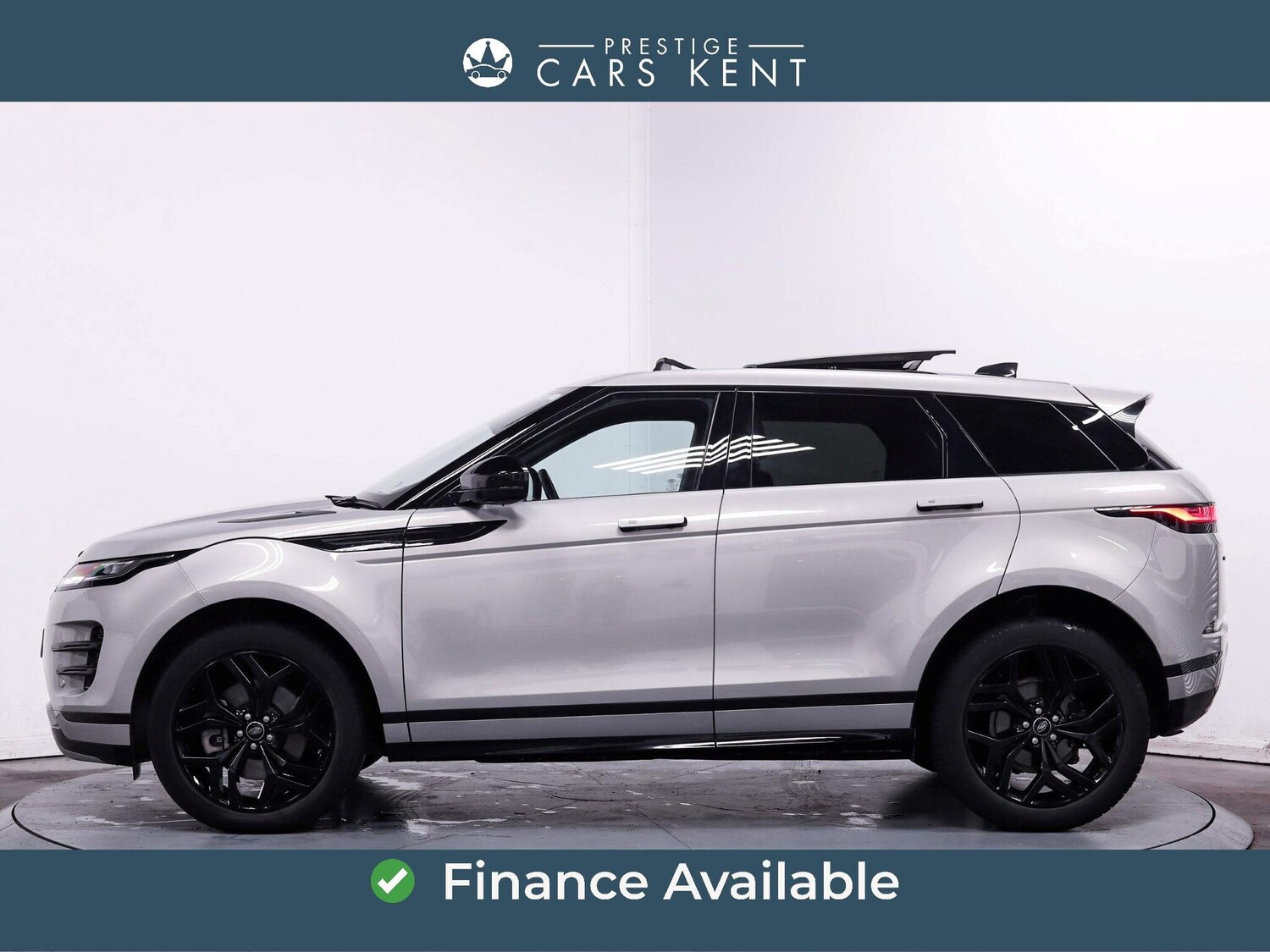 Used Land Rover Range Rover Evoque 2022 for sale - 76152400: Photo 4