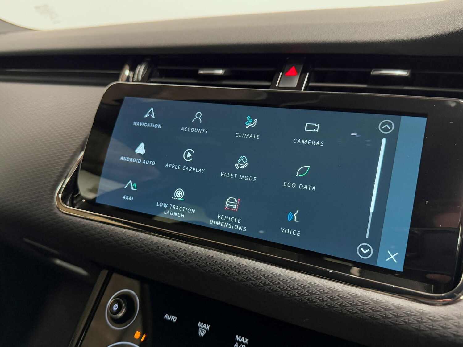 Used Land Rover Range Rover Evoque 2022 for sale - 76152400: Photo 41