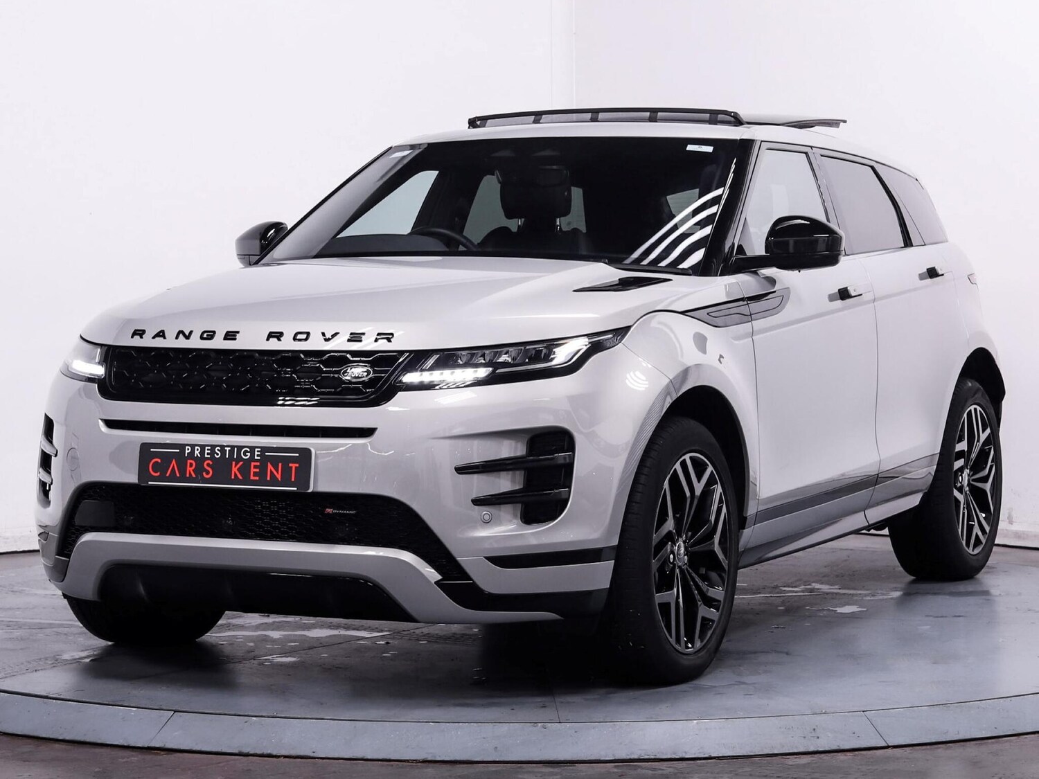Used Land Rover Range Rover Evoque 2022 for sale - 76152400: Photo 6
