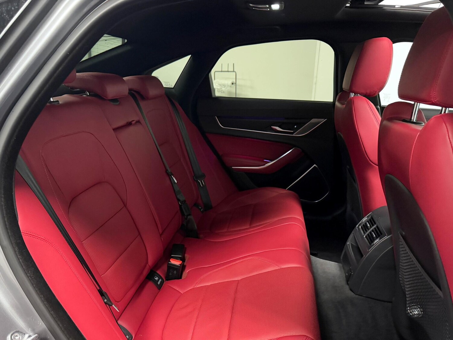 Used Jaguar XF 2023 for sale - 76152349: Photo 23