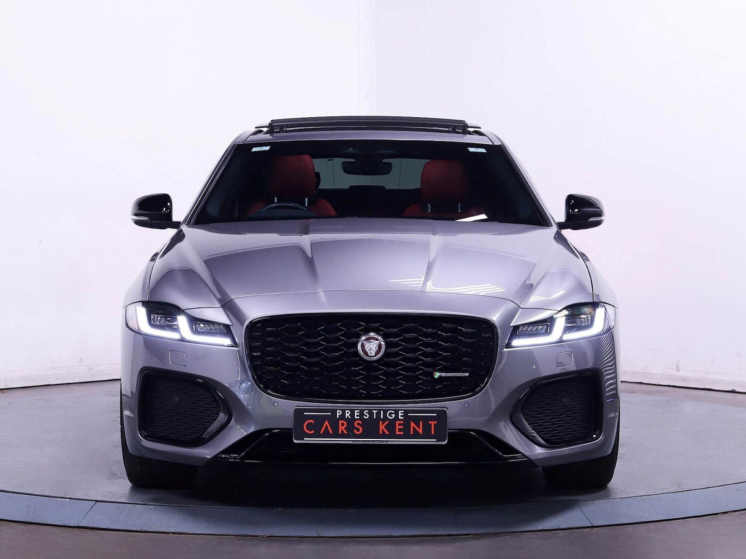 Used Jaguar XF 2023 for sale - 76152349: Photo 7