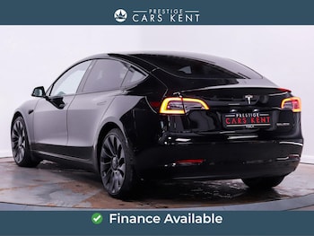 Used Tesla Model 3 2022 for sale - 77940632: Photo