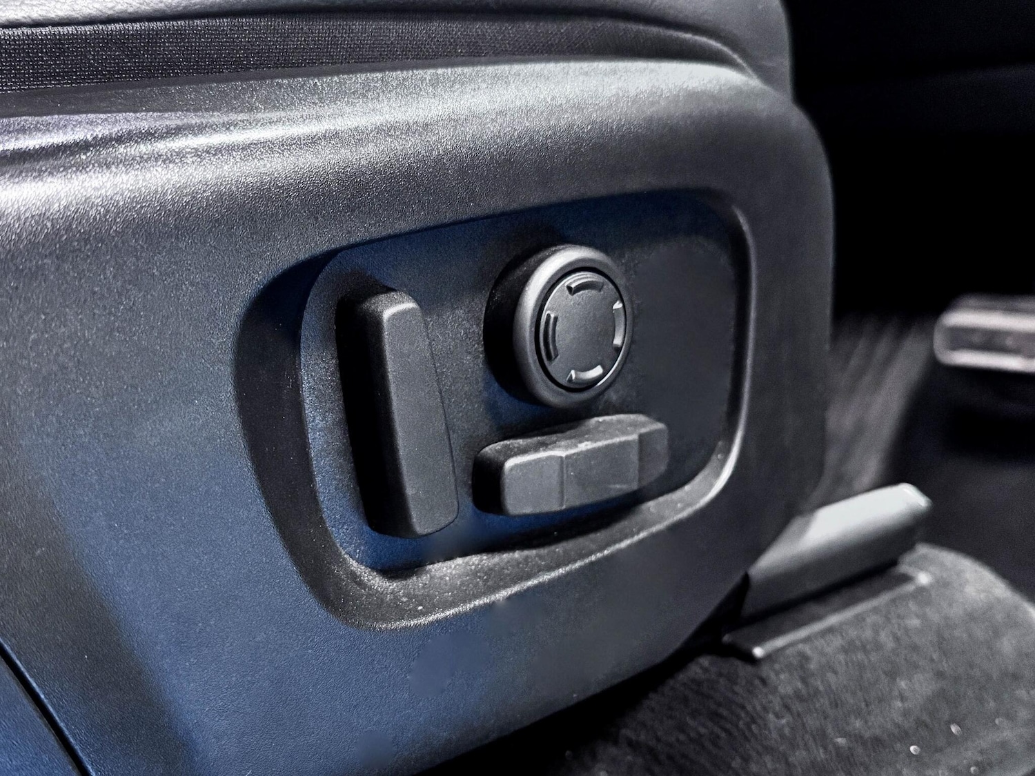 Used Land Rover Discovery Sport 2024 for sale - 77306143: Photo 21